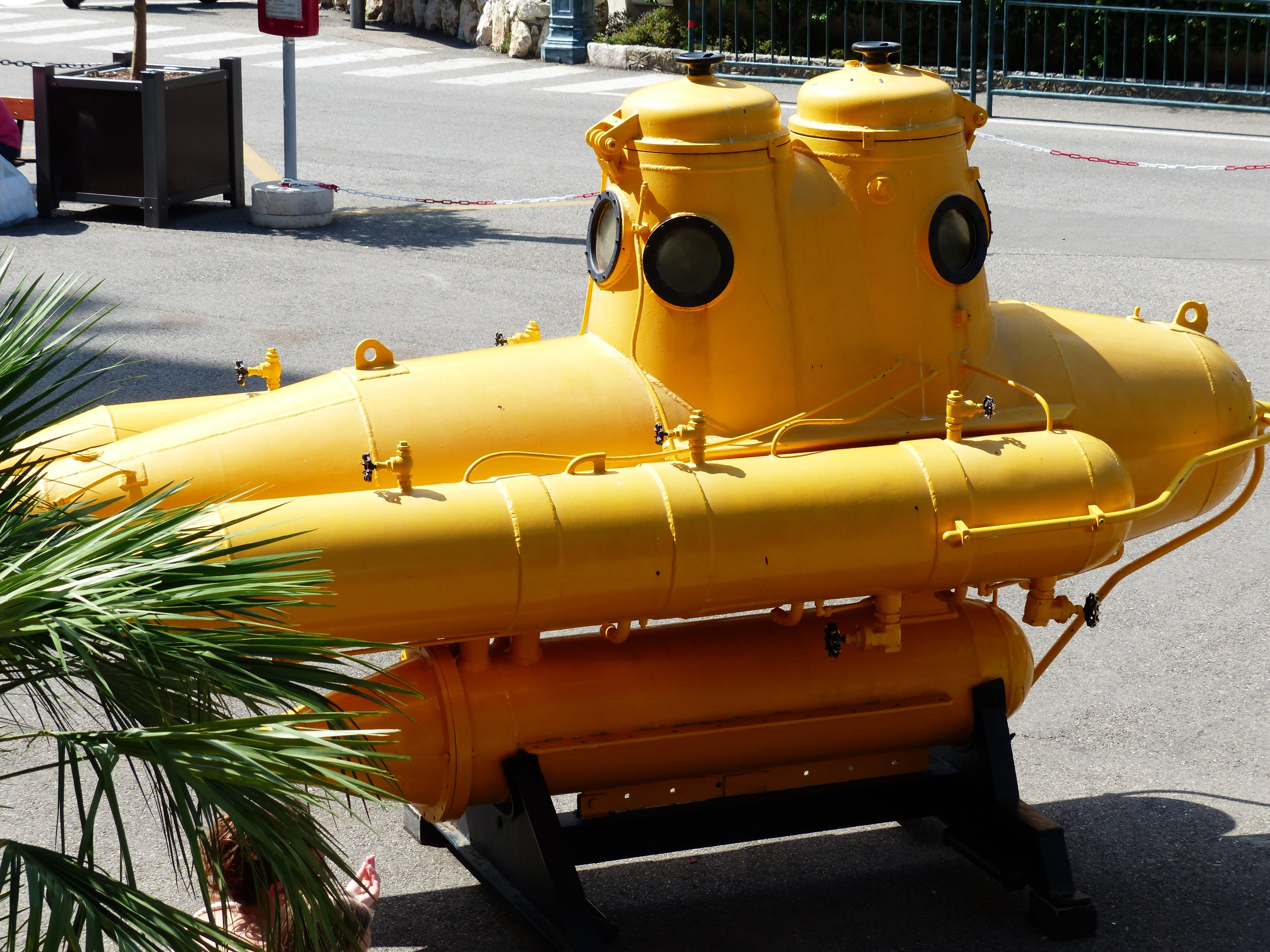 yellow, metal, no people, sign, road, footpath, diving, submarine, land vehicle, outdoors, 4K, day, transportation, dive boat, dive, shadow, city, nature, HD Wallpaper
