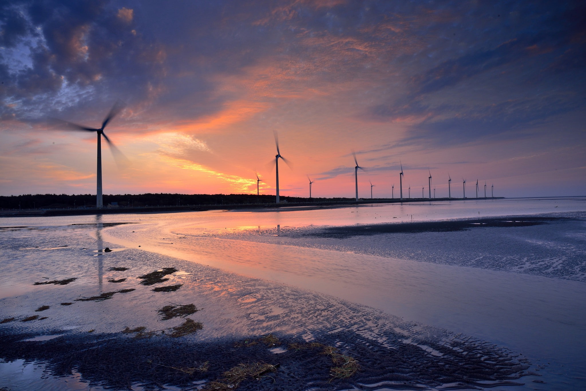 propeller blade, propeller, windmills, twilight, 1080P, water, blade, white, algae, shallow, HD Wallpaper