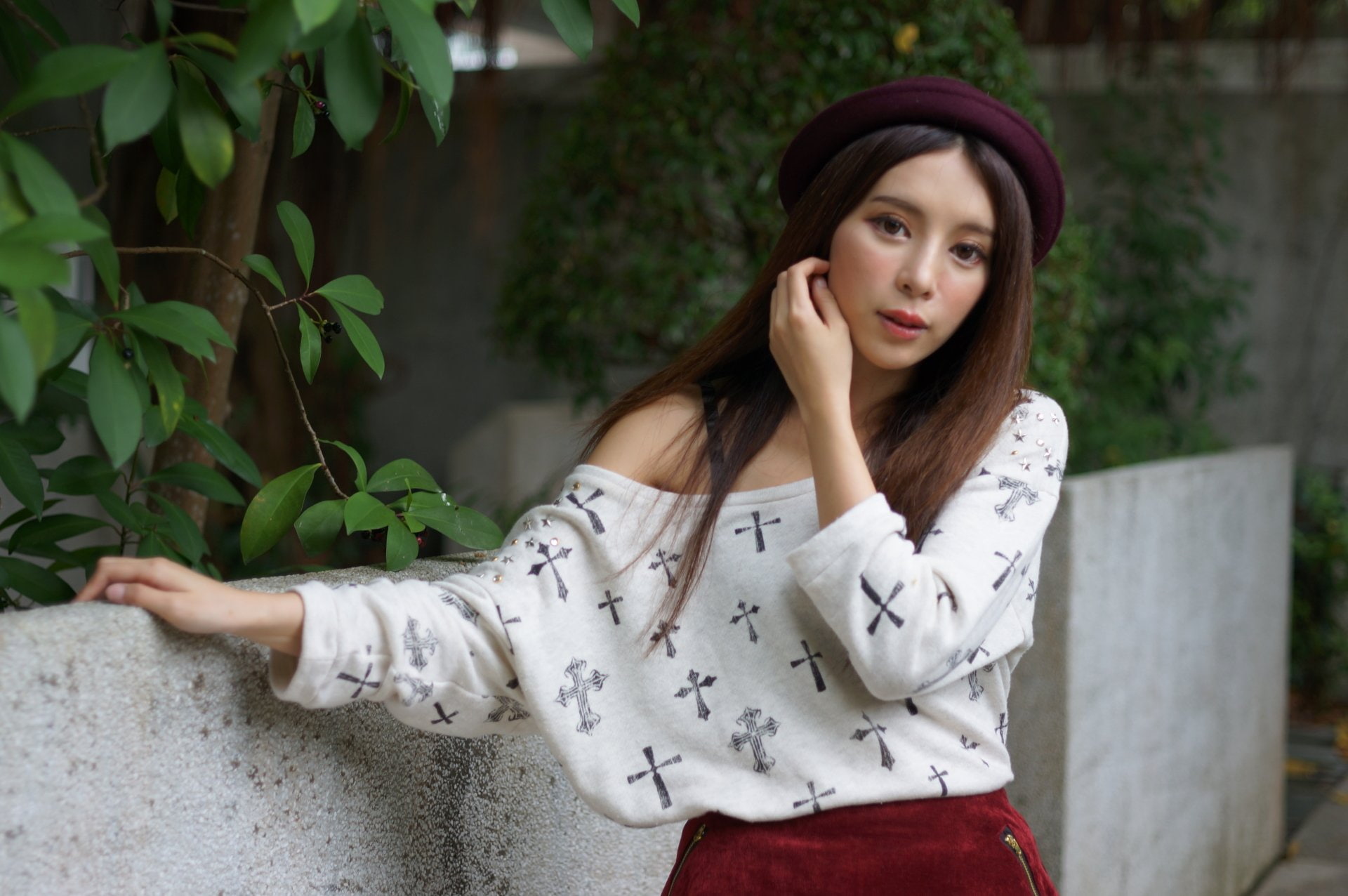 Taiwanese, Girl, Face, 1080P, Julie Chang, Asian, Model, Hat, Park, Zhang Qi Jun, Models, Hong Kong, HD Wallpaper