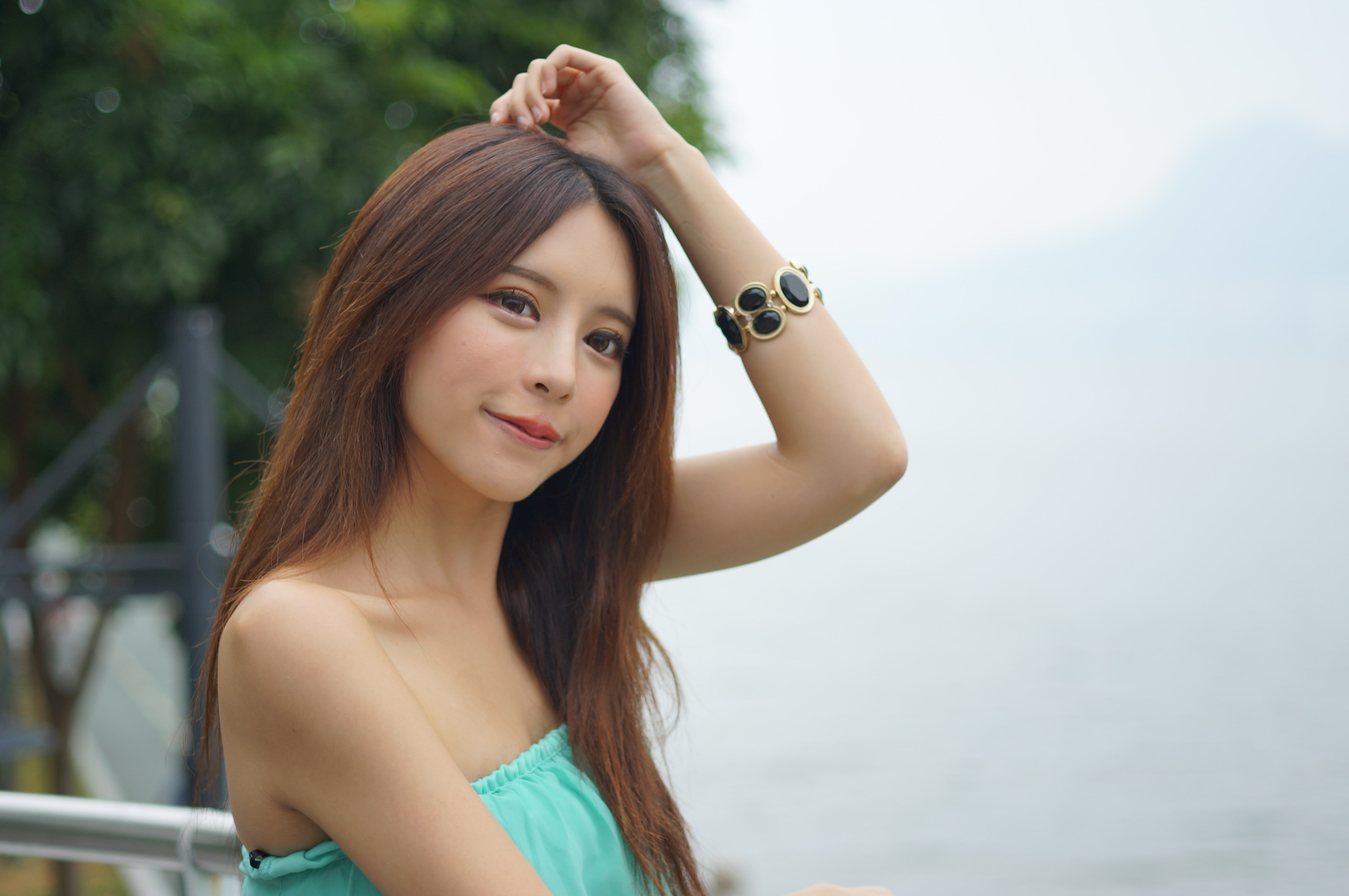 young adult, day, happiness, hair, hairstyle, fashion, 4K, adult, outdoors, one person, portrait, zhang qi jun, looking at camera, beautiful woman, water, HD Wallpaper
