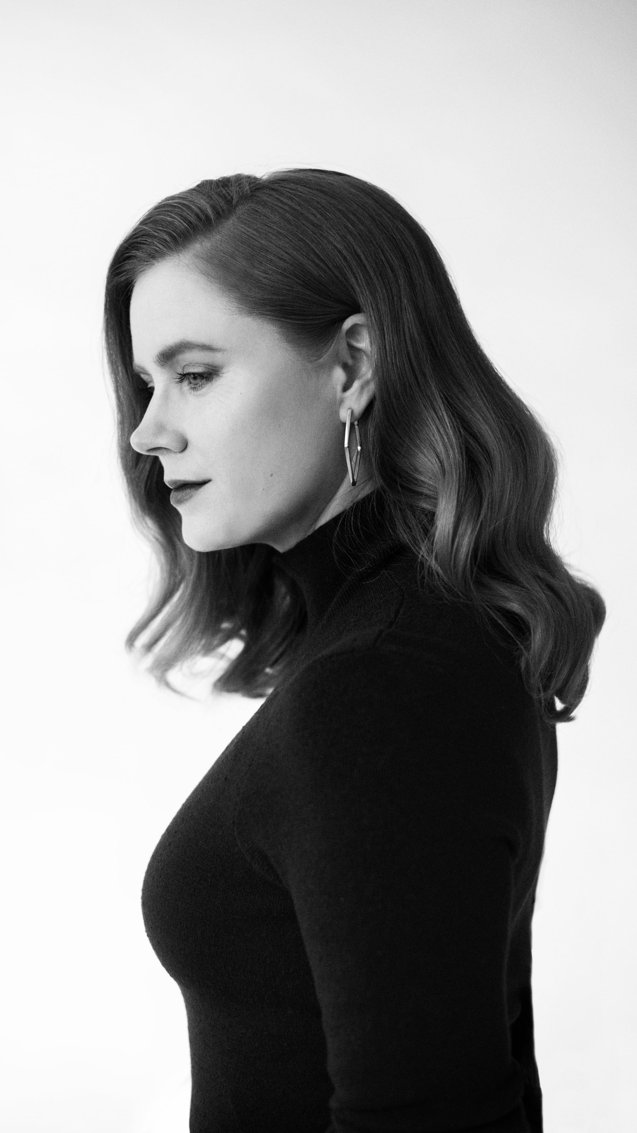 profile, women, celebrity, portrait display, brunette, actress, white background, monochrome, Amy Adams, looking away, 4K, Phone HD Wallpaper