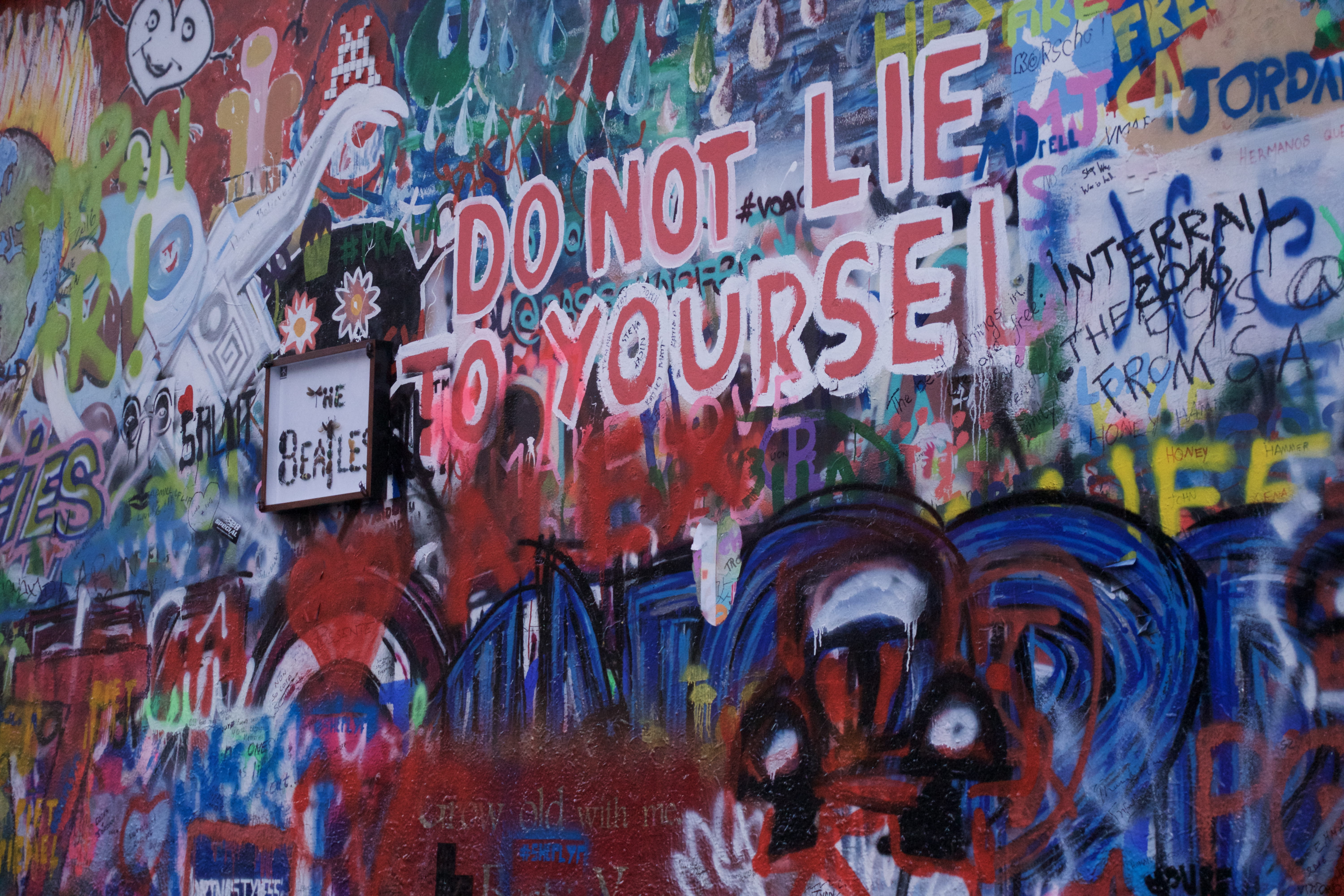 architecture, day, messy, script, wall - building feature, art and craft, czechia, text, sign, europe, outdoors, john lennon wall, graffiti, communication, HD Wallpaper
