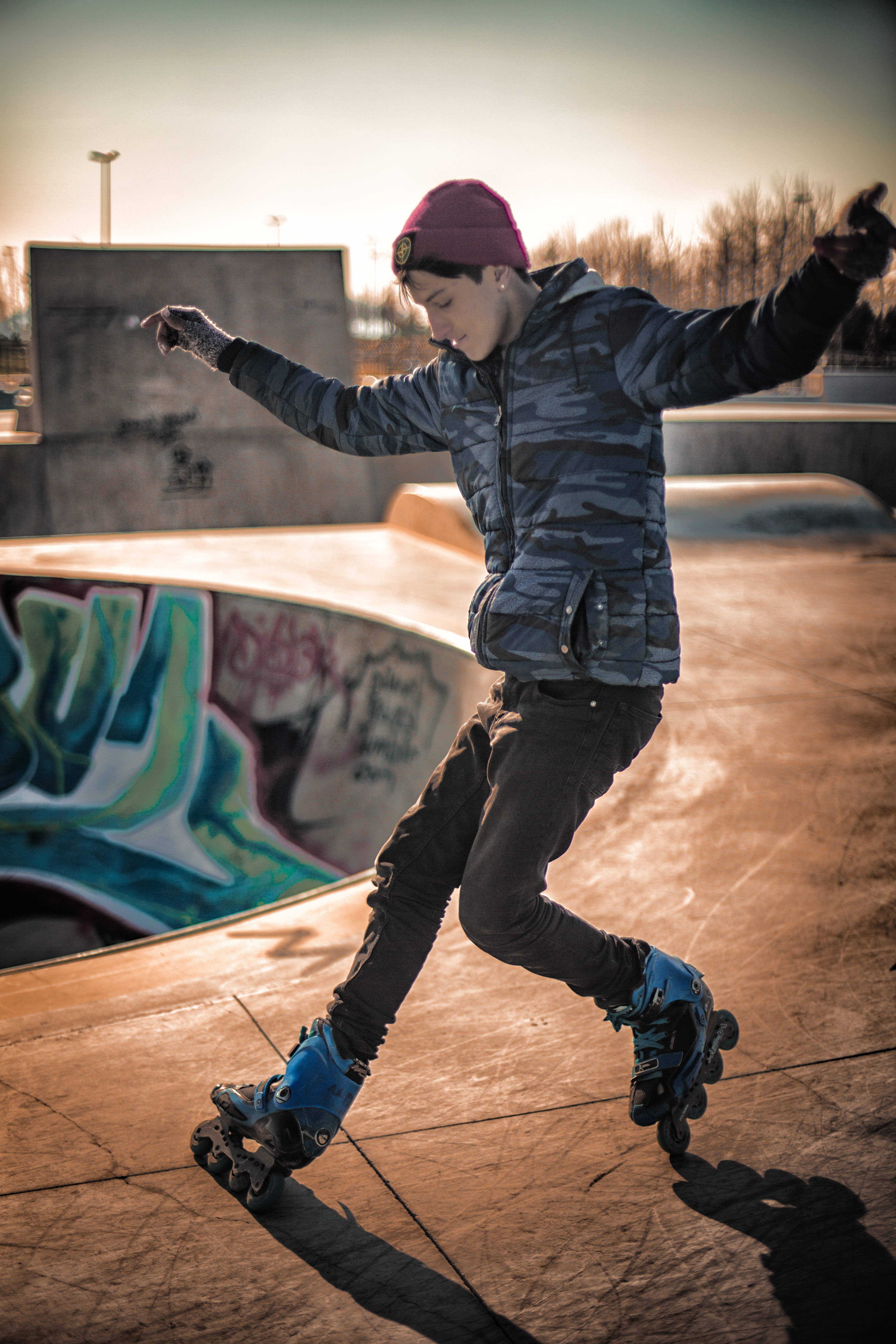 action, males, outdoor, sports, human arm, lifestyle, one person, adult, young men, skateboard, young adult, international hip-hop, child, talent, leisure activity, Phone HD Wallpaper