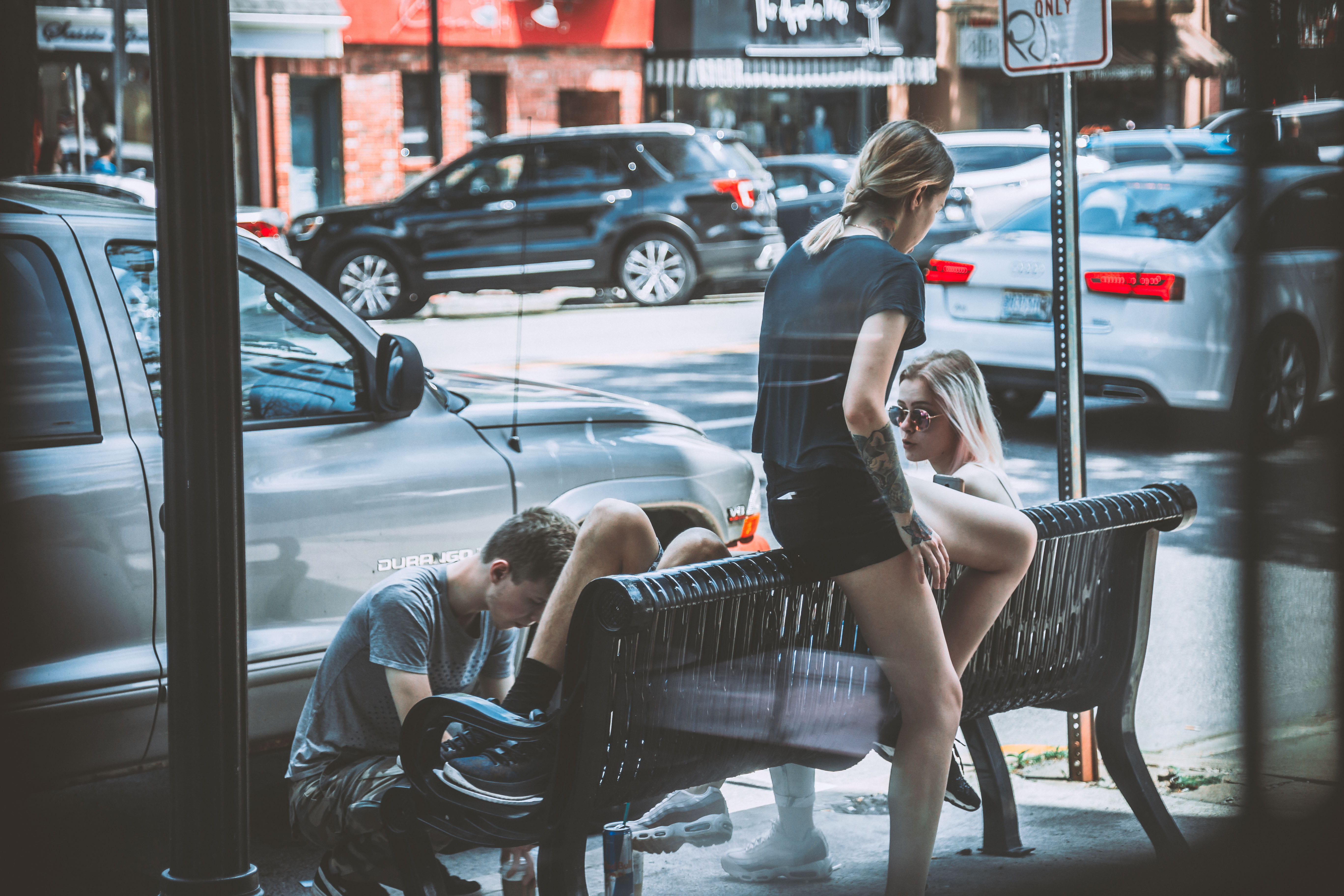 adult, urban, real people, friends, men, people, shorts, 5K, neighborhood, transportation, casual, Lying down, car, seat, motor vehicle, city, vehicles, HD Wallpaper