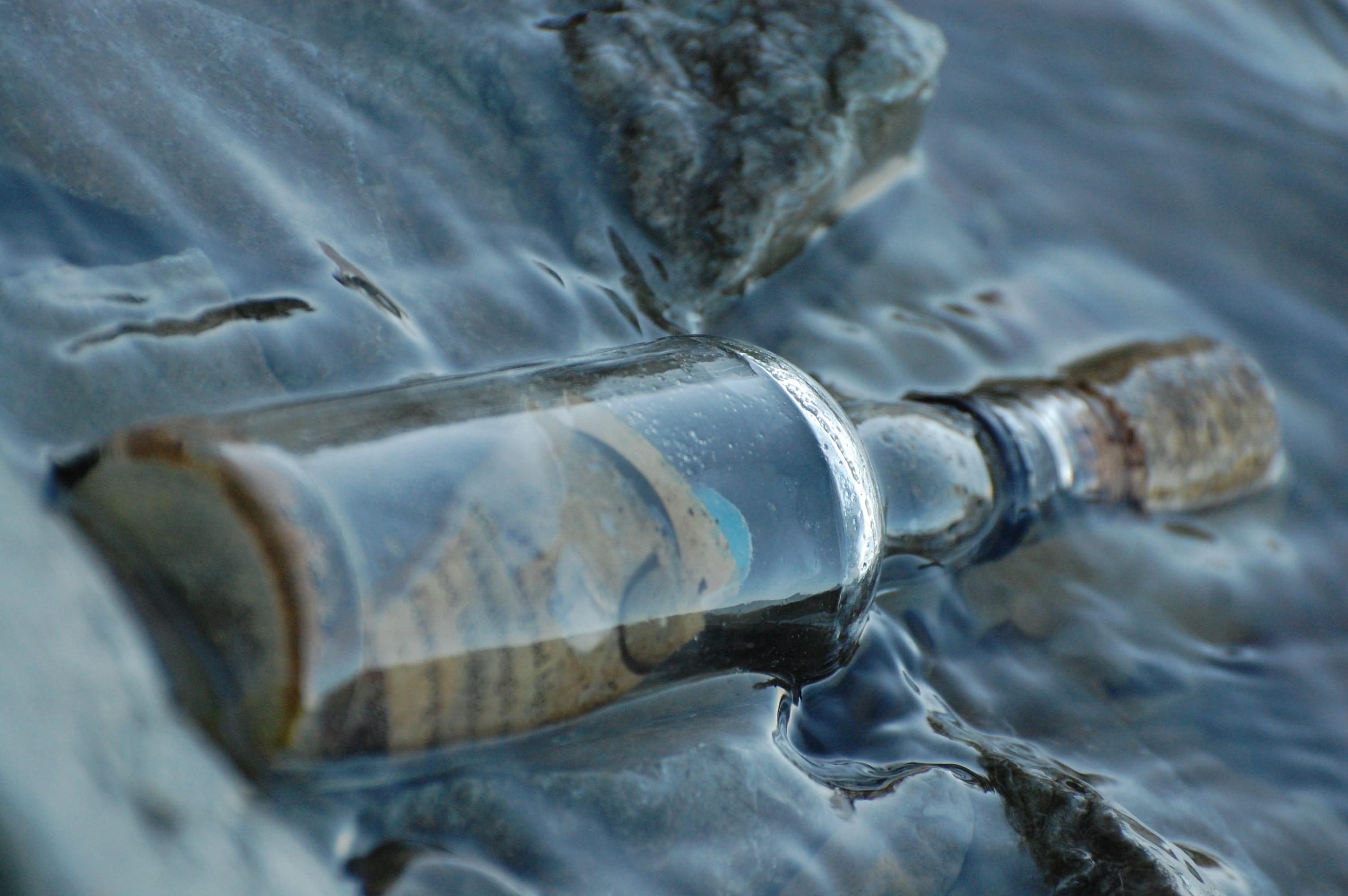 high angle view, motion, water, marine, sea, pollution, plastic, full frame, day, outdoors, food and drink, water pollution, message in a bottle, close-up, HD Wallpaper