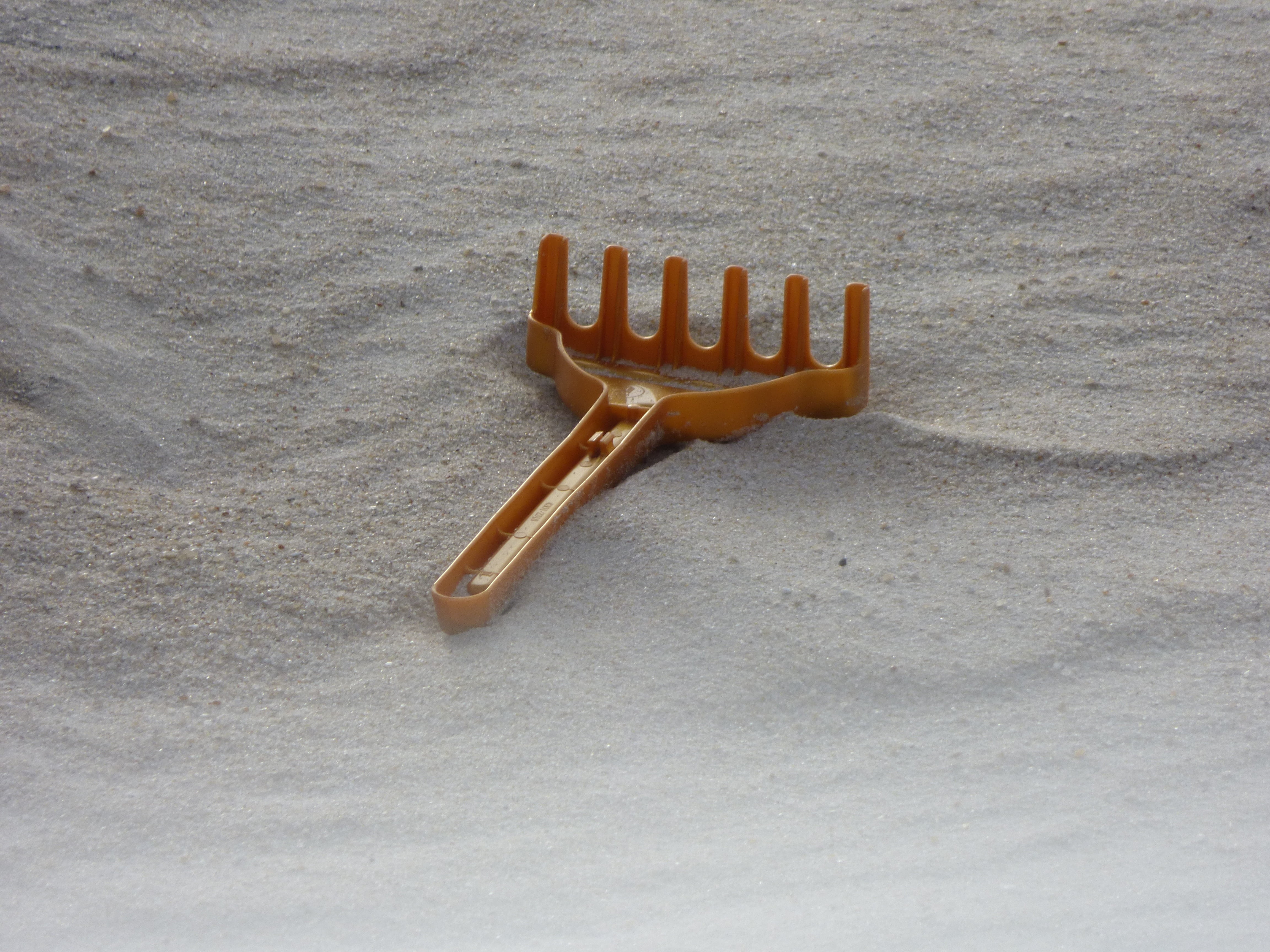 holiday, beach, close-up, still life, day, single object, brown, pattern, beach toys, indoors, toy, wood - material, nature, metal, 4K, sylt, no people, HD Wallpaper