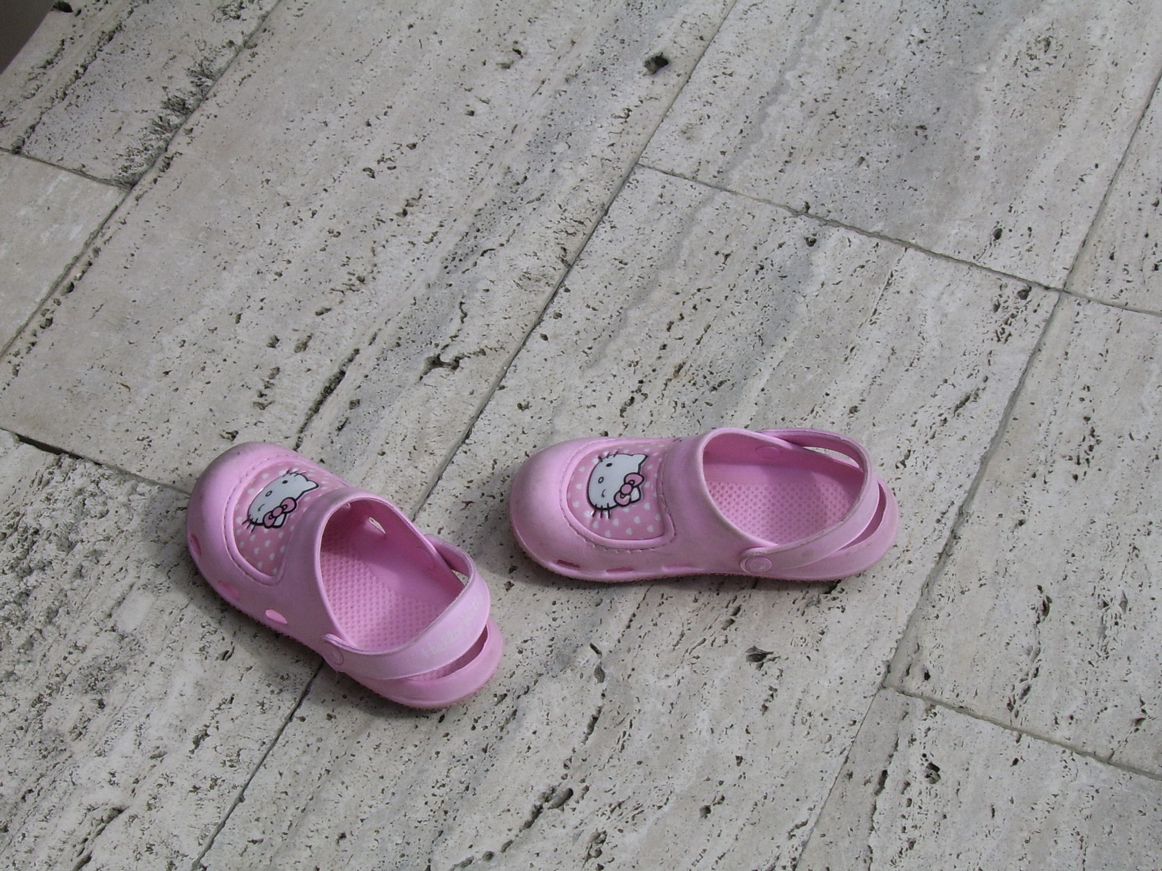 chidren, Small, walking, Shoes, nature, walk, day, land, container, sand, pair, footwear, pink color, Child, no people, still life, footpath, beach, compatibility, HD Wallpaper