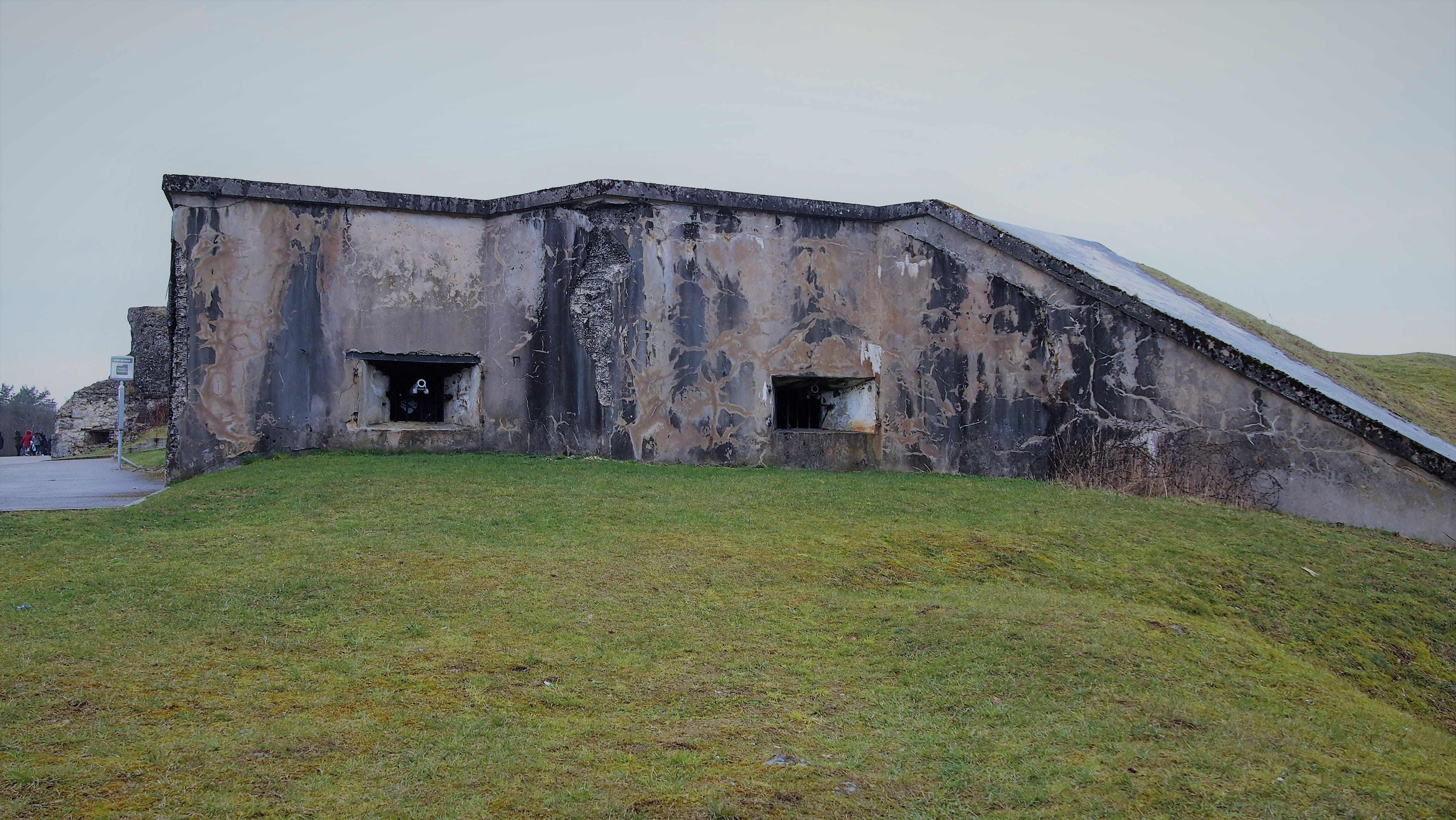 land, outdoors, grass, nature, the past, panorama, no people, history, plant, green color, architecture, house, field, sky, world war, old, abandoned, clear sky, HD Wallpaper