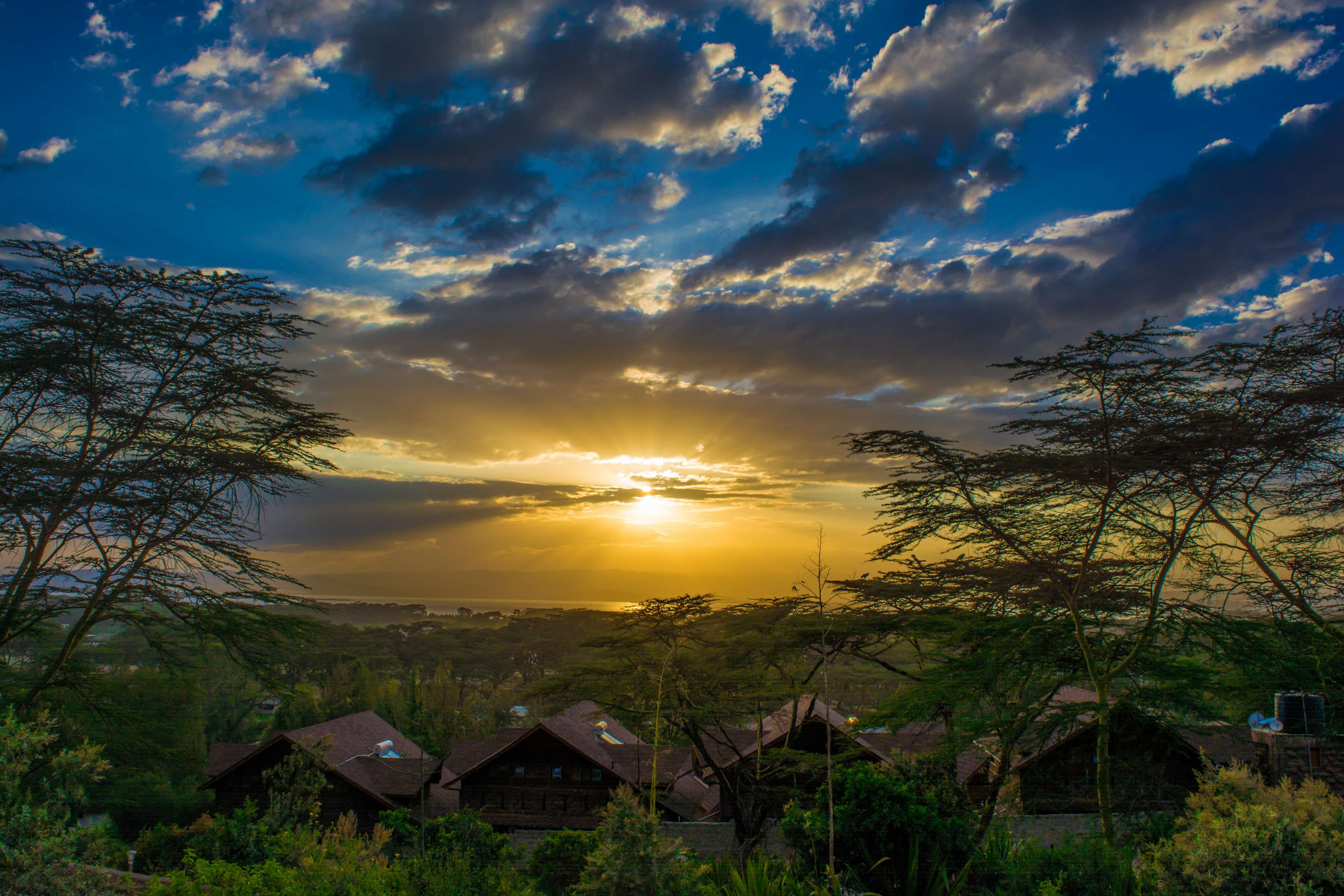 outdoors, house, sunset, sunlight, residential district, scenics - nature, cloud - sky, building exterior, built structure, architecture, kenya, sky, nature, HD Wallpaper