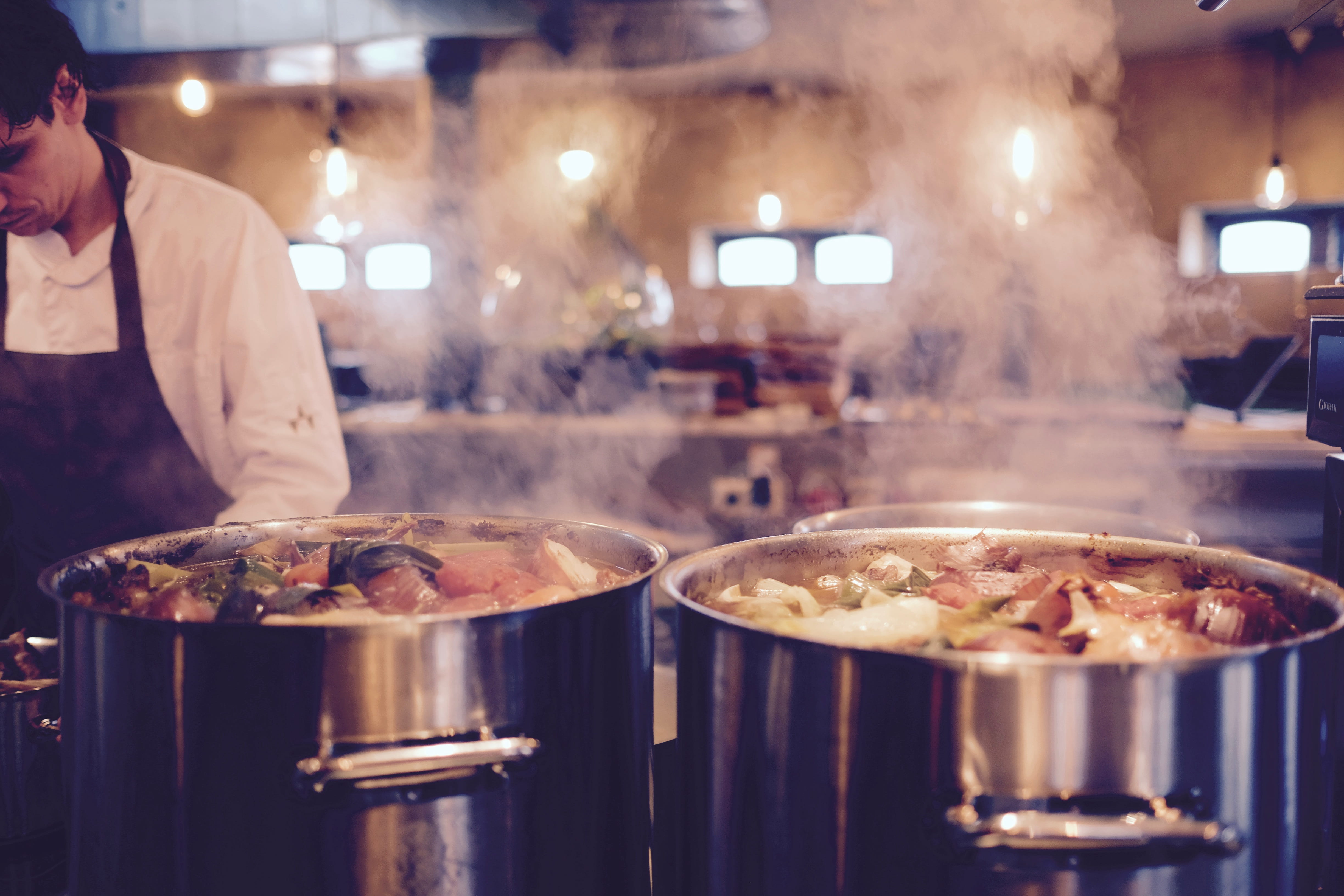4K, preparing food, pots, kitchen, food and drink establishment, stainless, appliance, water, beside, standing, man, steam, domestic room, business, cooking pan, HD Wallpaper