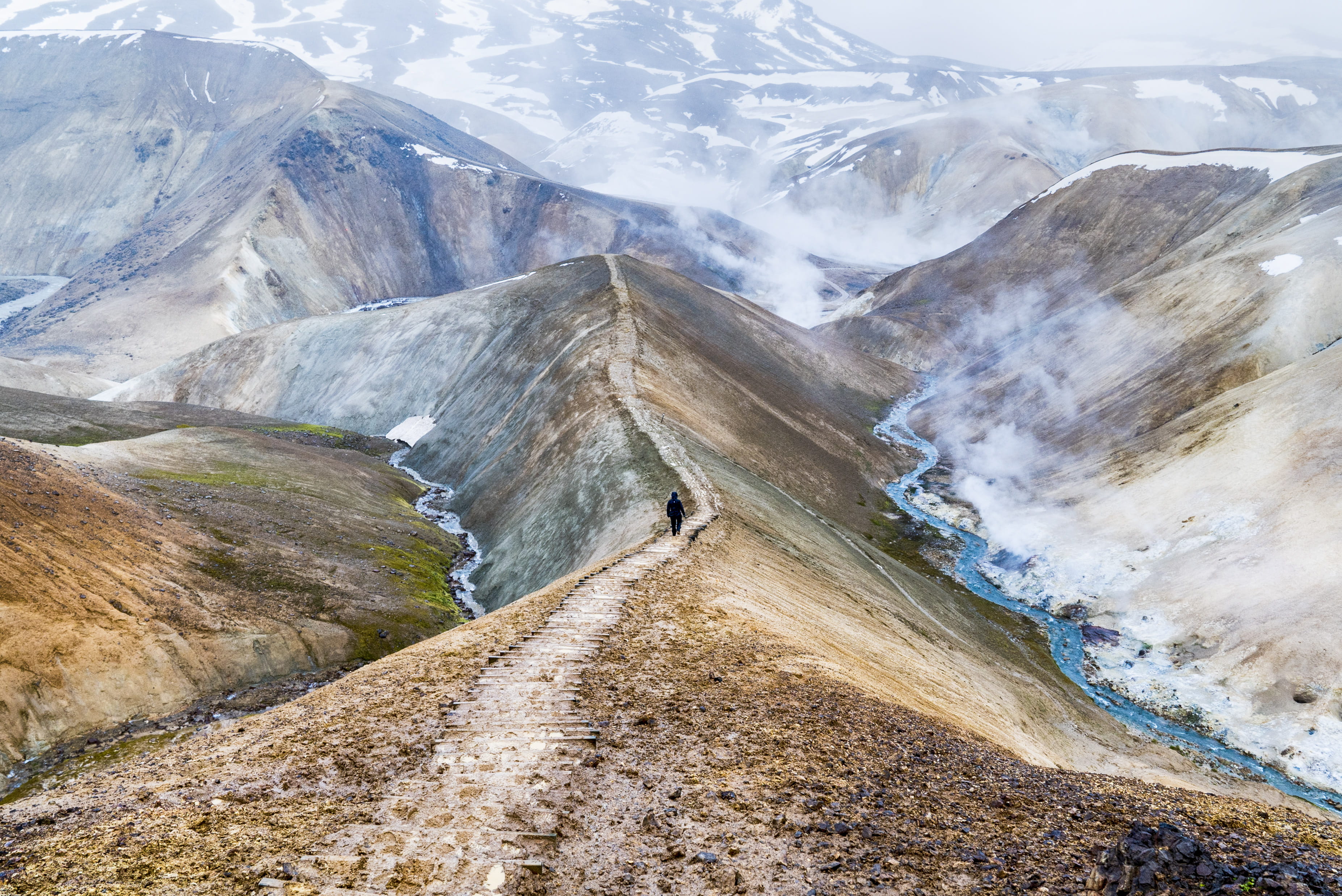 mist, scenics, hiking, landmannalaugar, hot spring, fog, stream, summer, rock - Object, alone, road, mountain Range, himalayas, outdoors, brown, looking down, HD Wallpaper