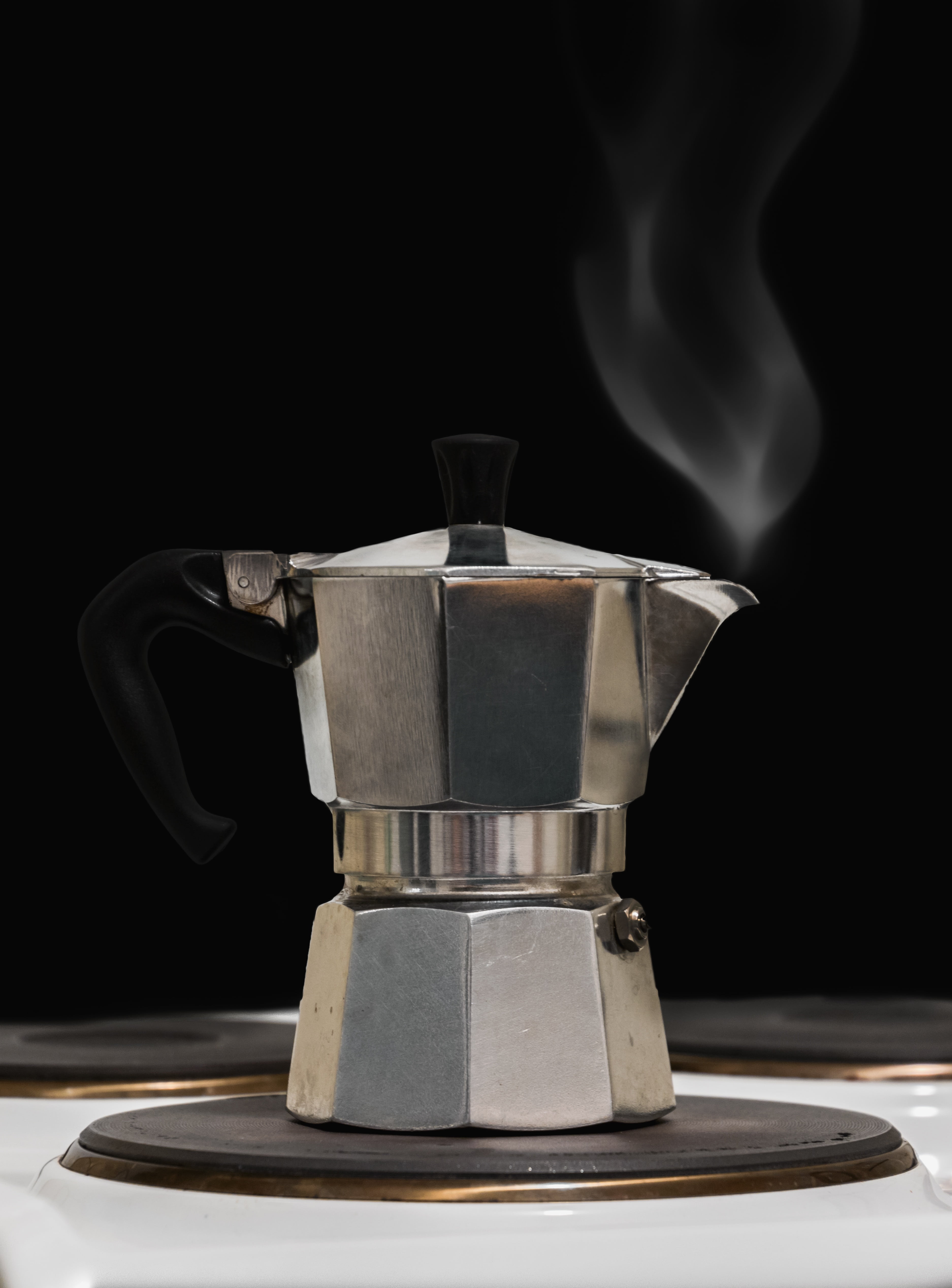 silver, preparation, espresso, italy, turkish, no people, drink, kitchen, studio shot, 4K, close-up, tea, old coffee maker, black background, breakfast, Phone HD Wallpaper