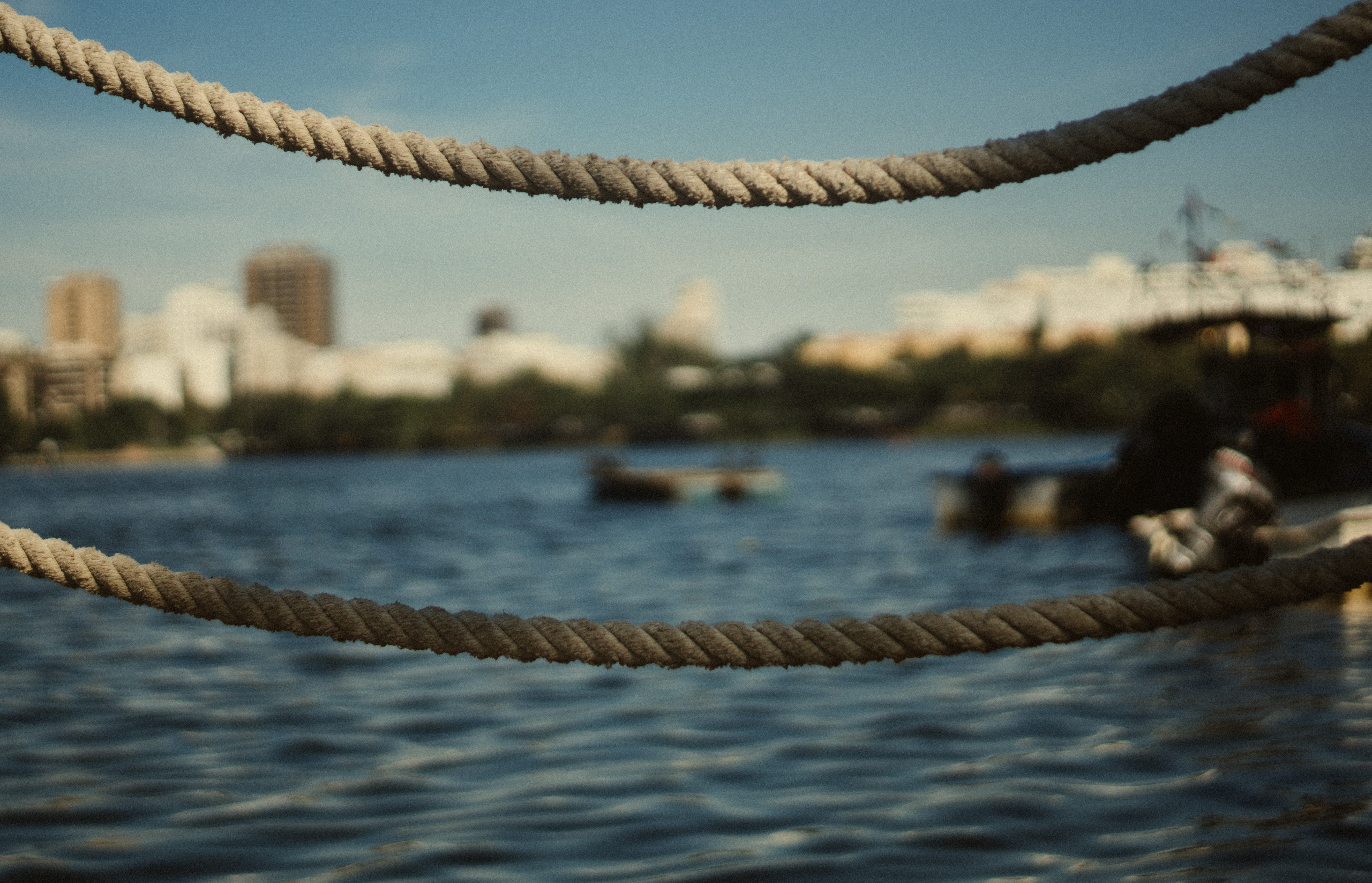 nautical vessel, focus on foreground, brazil, day, nature, rope, bay, building exterior, lake, city, close-up, luxury, harbor, 5K, trees, architecture, HD Wallpaper