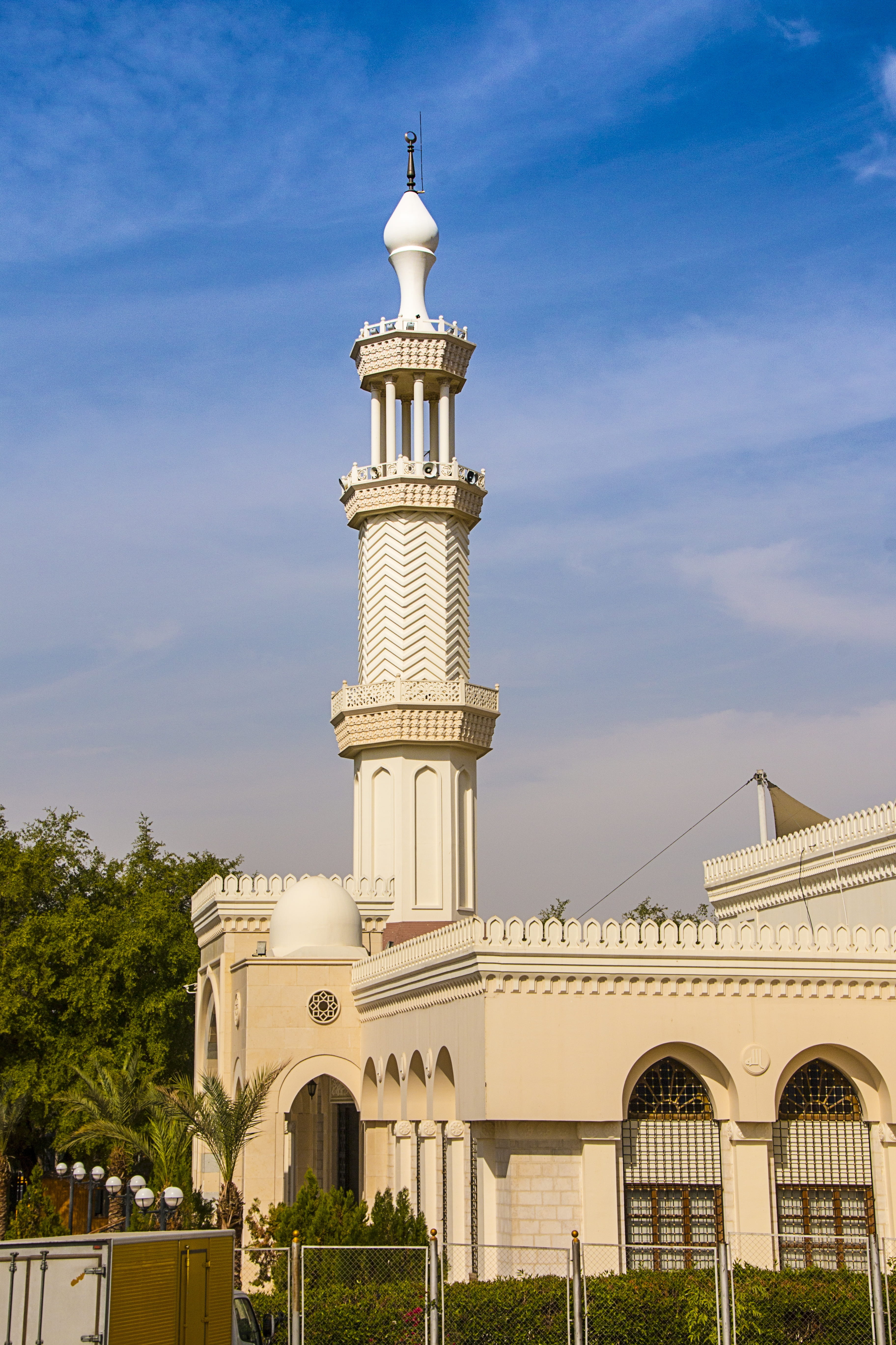 visit, journey, built structure, tour, religion, east, travel, jordan, architectural column, scenery, middle, architecture, plant, aqaba, blue, ornate, Phone HD Wallpaper