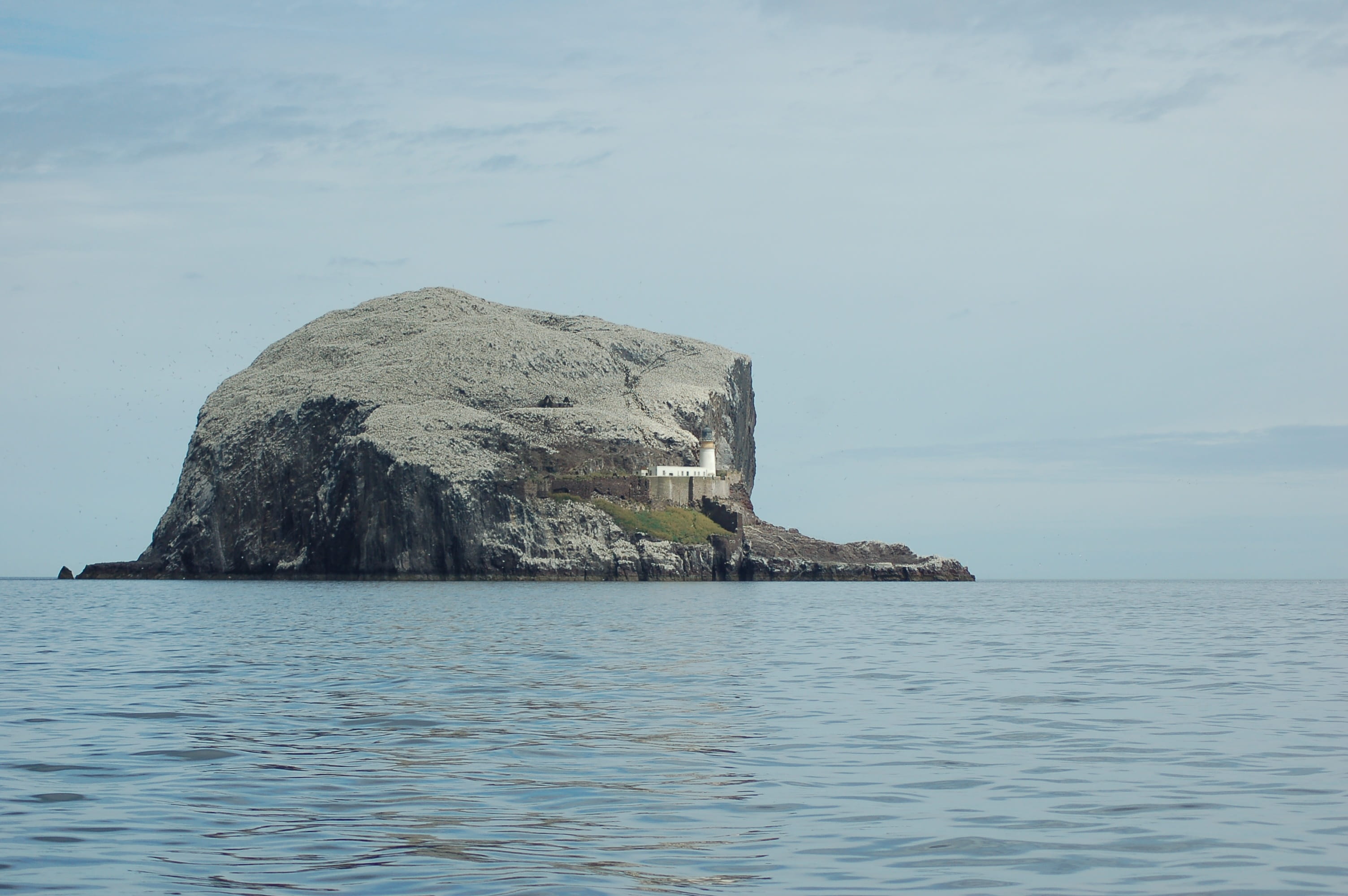 solid, rocks, rock, Rock, outdoors, sky, Lighthouse, beauty in nature, rock formation, waves, land, nature, idyllic, eroded, firth of forth, Water, sea, HD Wallpaper