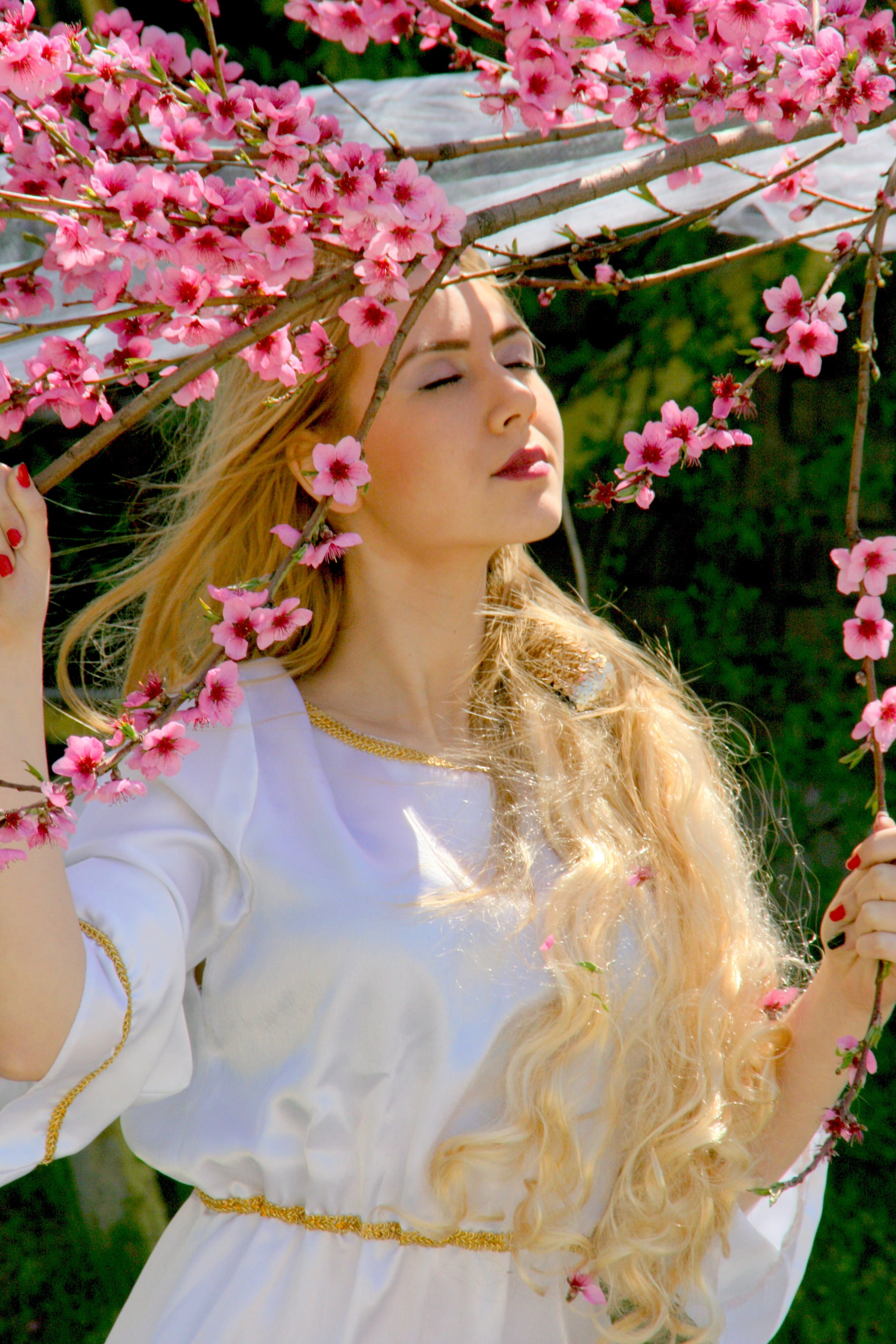 young Adult, 4K, princess, beautiful woman, caucasian Ethnicity, white dress, woman, flowers, flower head, spring, springtime, summer, portrait, people, Phone HD Wallpaper
