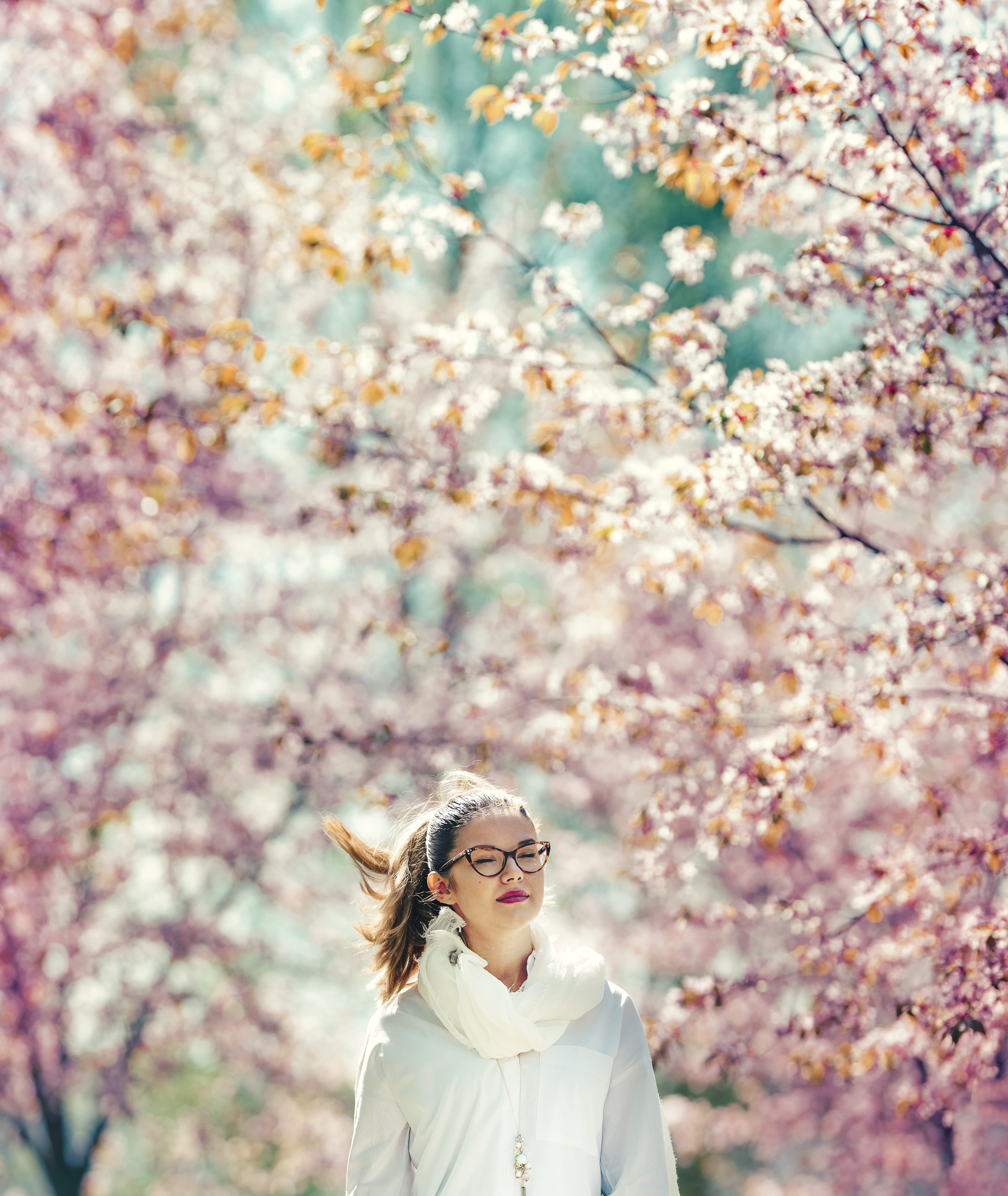 real people, springtime, only women, day, happiness, leaf, young Adult, beauty, Blossom, women, Flower, area, nature, pink, leisure activity, fashion, adult, Phone HD Wallpaper