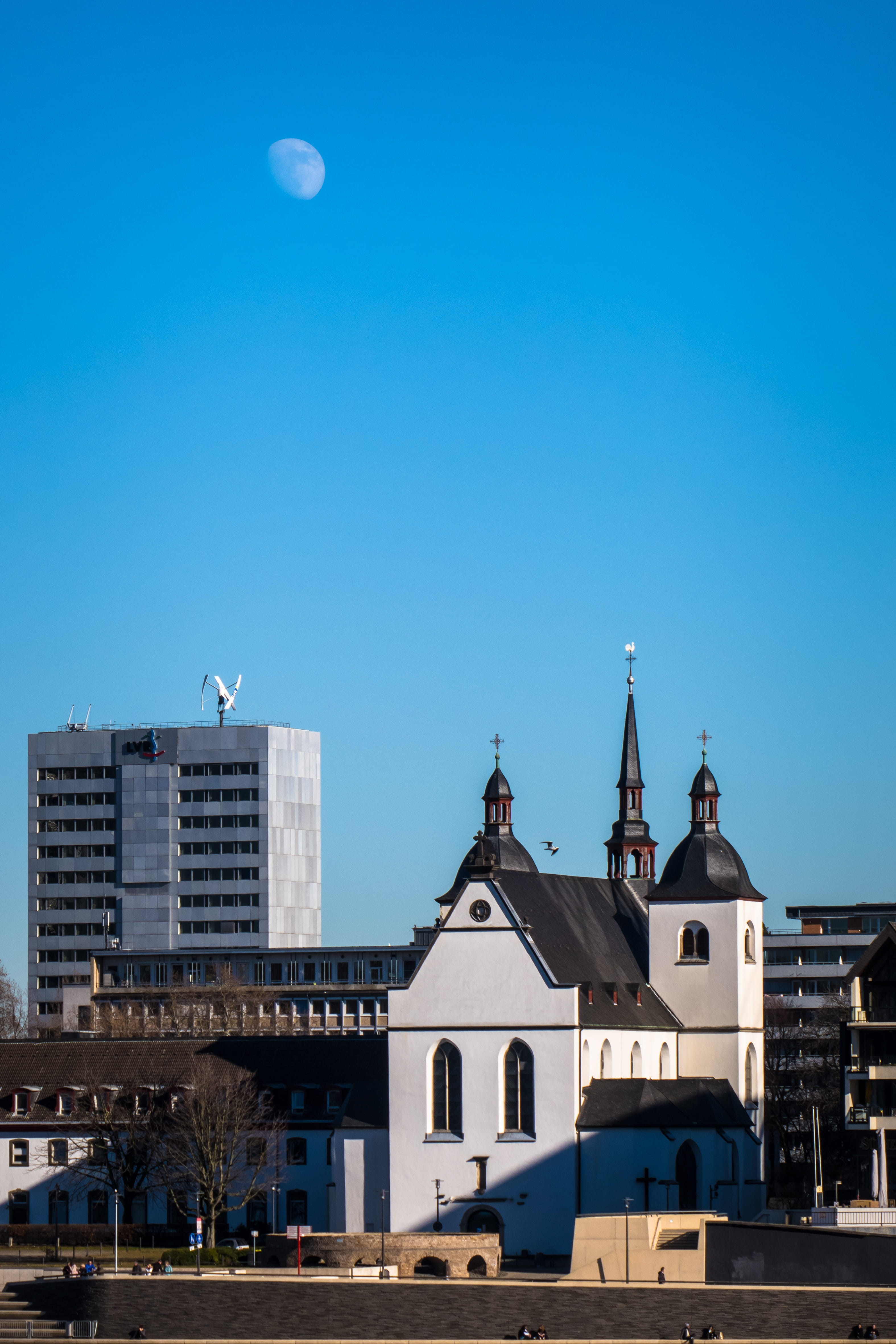 day, copy space, christian, church, place of worship, belief, built structure, christ, sky, no people, clear sky, building exterior, architecture, christianity, Phone HD Wallpaper