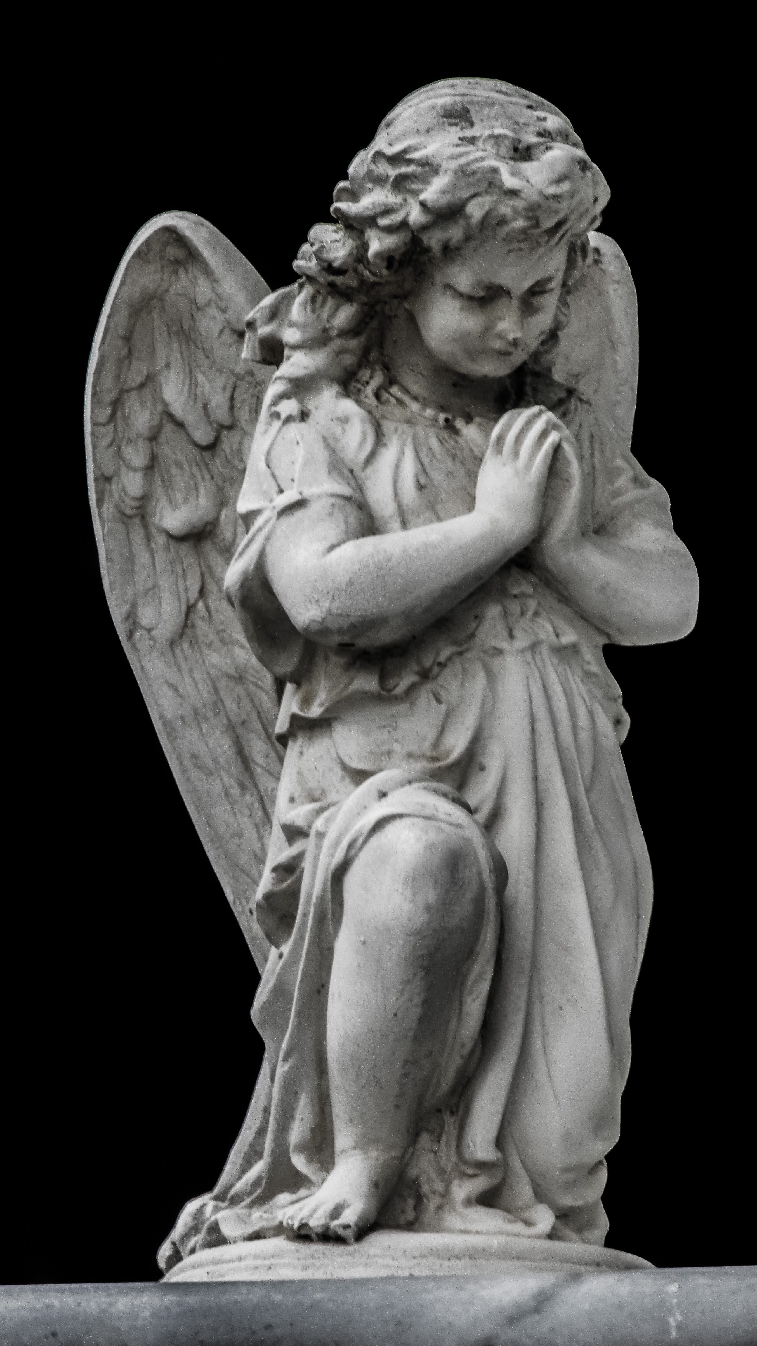 religion, angel, art and craft, child, no people, praying, human representation, statue, male likeness, studio shot, spirituality, christianity, wings, Phone HD Wallpaper