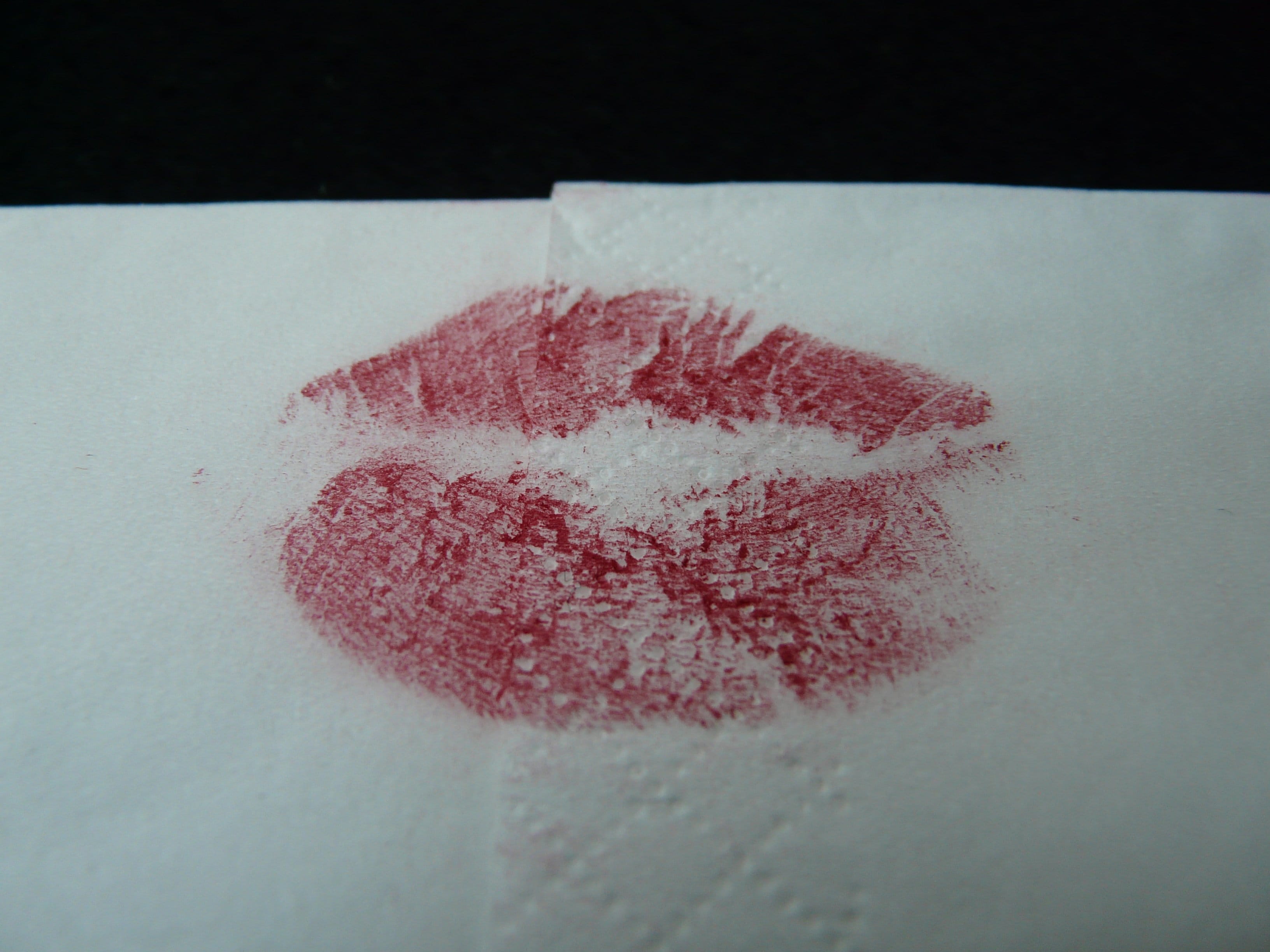 aggression, Kiss, hygiene, white color, pink color, Romance, lipstick, valentines day - holiday, love, positive emotion, kiss mouth, Love, romance, day, HD Wallpaper