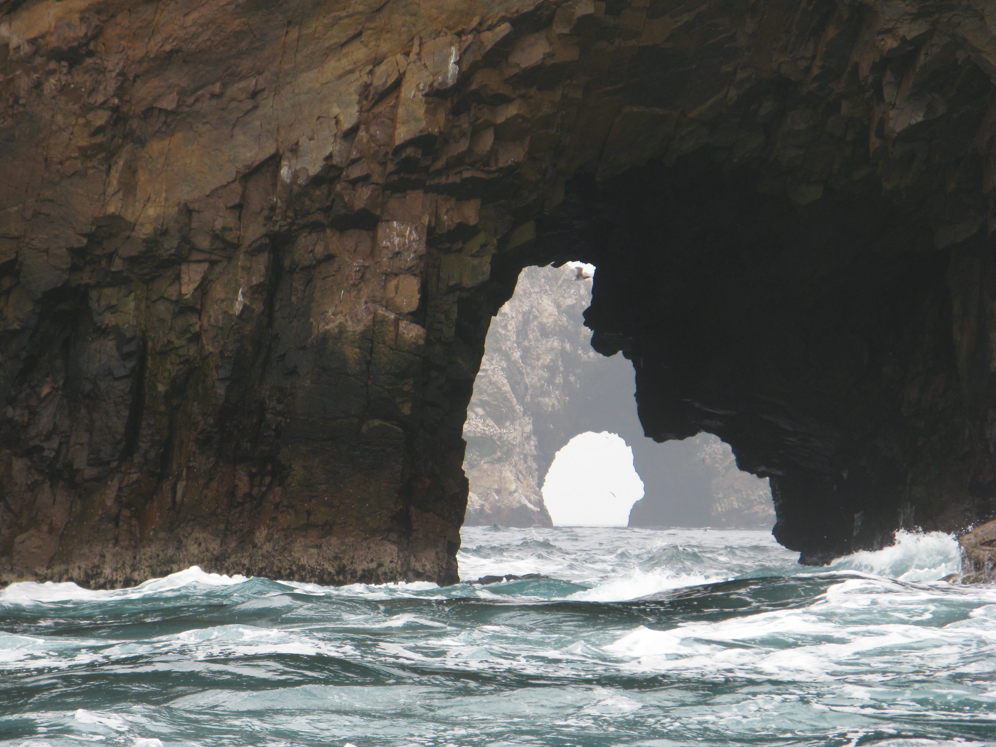 wave, waterfront, day, body, no people, national reserve, 2K, paracas, solid, scenics - nature, rock, water, costa, geology, formation, arch, shade, sea, HD Wallpaper