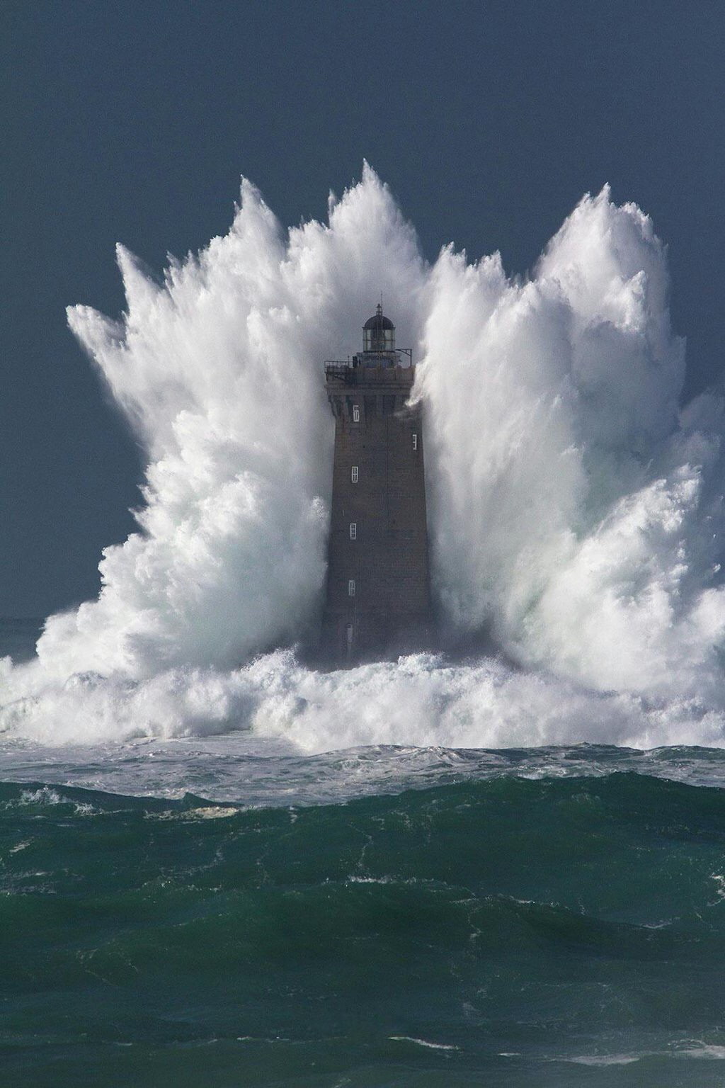 flowing water, tower, no people, 720P, travel destinations, portrait display, lighthouse, building exterior, built structure, sky, outdoors, cloud - sky, Phone HD Wallpaper