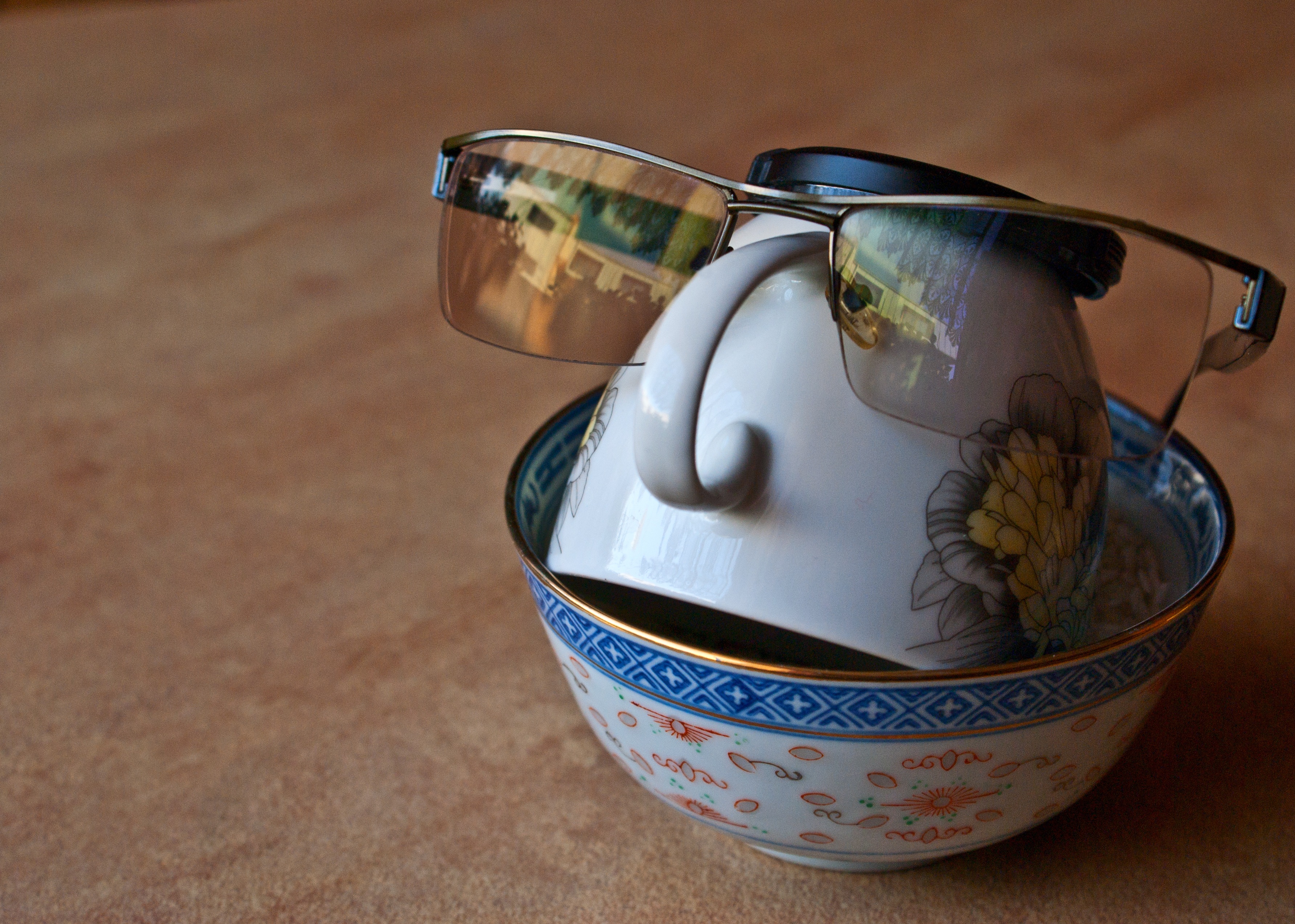 abstraction, stand, close-up, close, hot drink, glass, teacup, still life, floral pattern, props, drink, spoon, 2K, musings, sunglasses, white, food and drink, HD Wallpaper