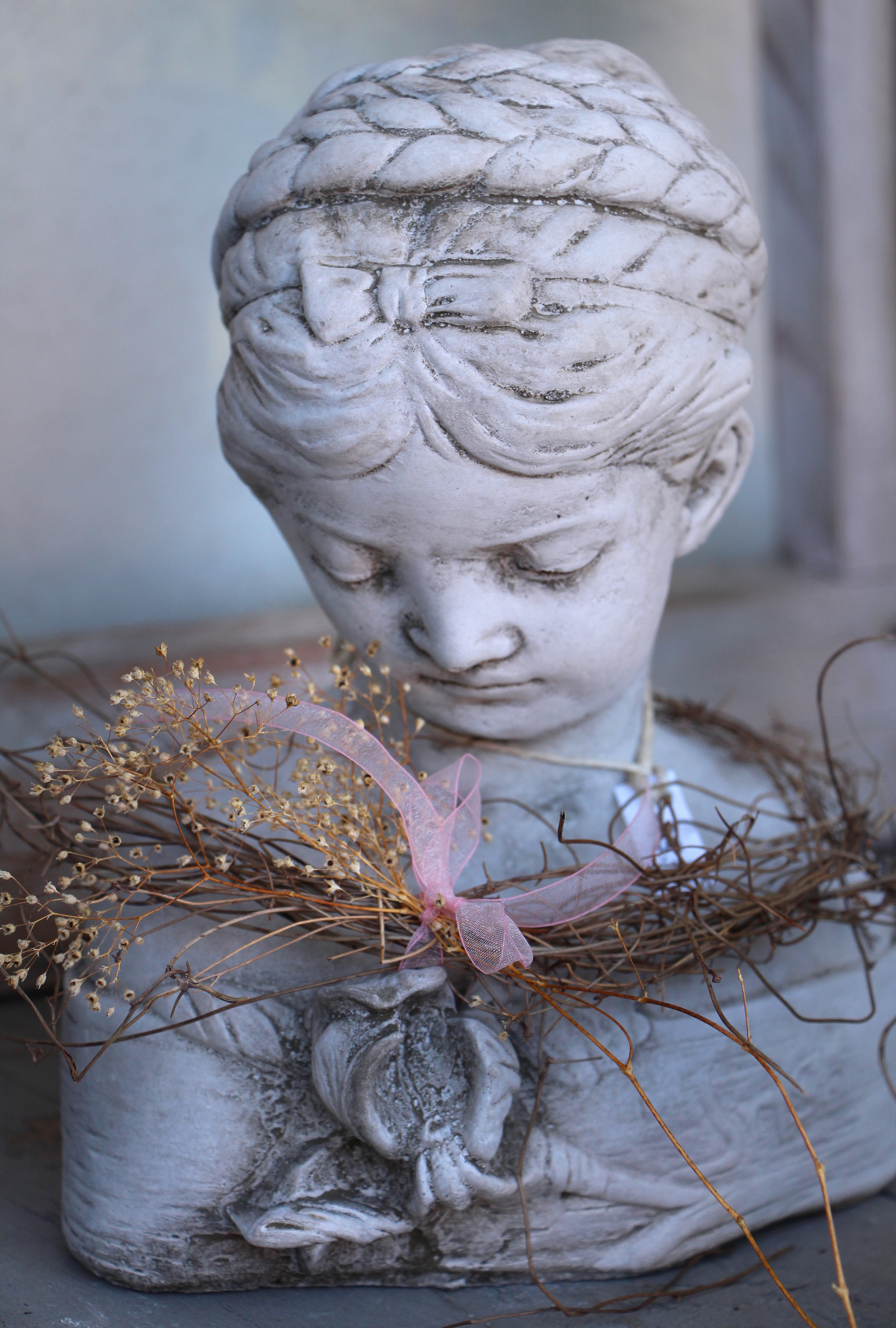 stone sculpture, head, stone portrait, bust, nature, belief, close-up, historically, human representation, focus on foreground, 5K, architecture, spirituality, Phone HD Wallpaper