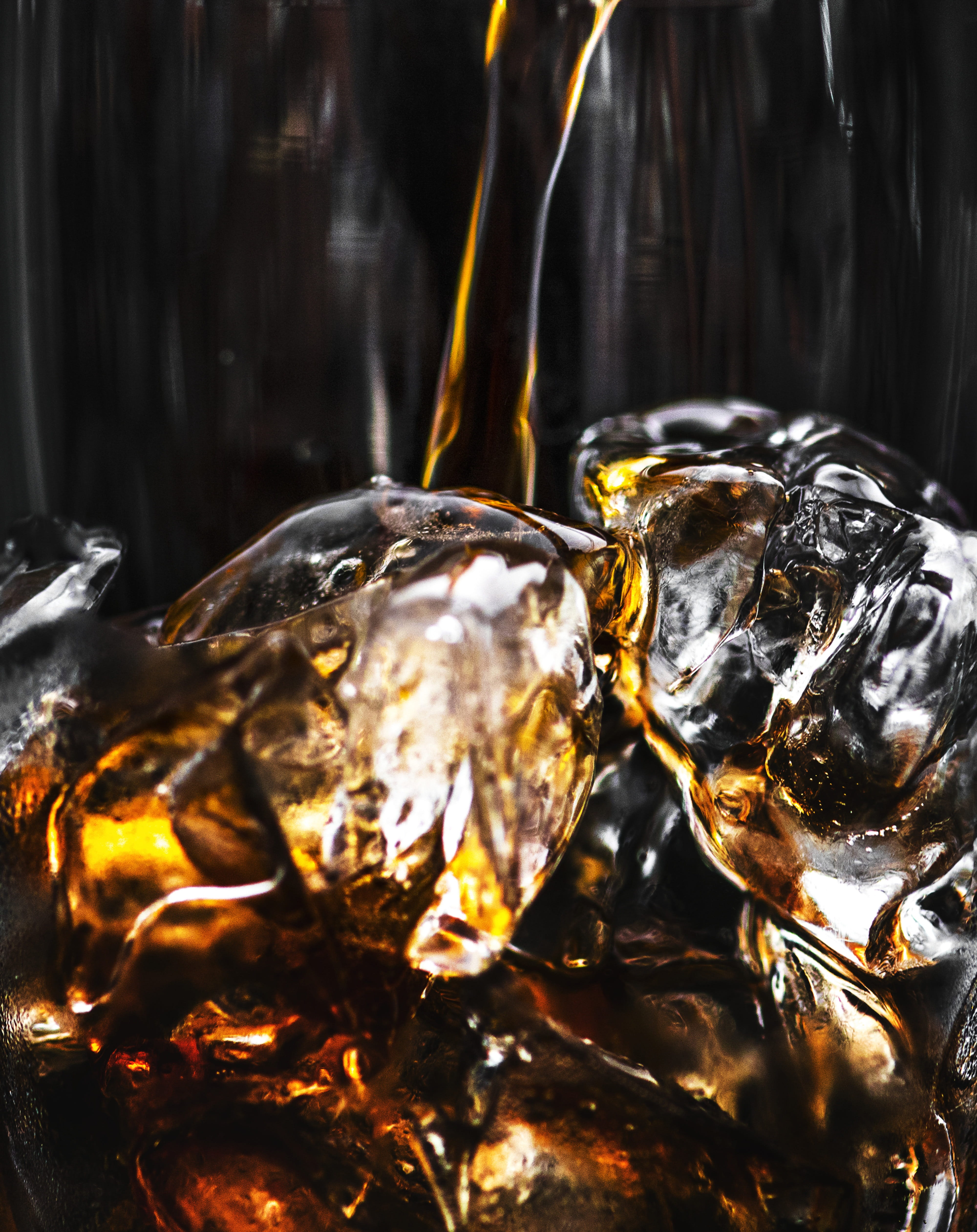 glass, bottle, cold, black background, carbonated, smoke - physical structure, drinking glass, dehydration, household equipment, food and drink, drink, Phone HD Wallpaper