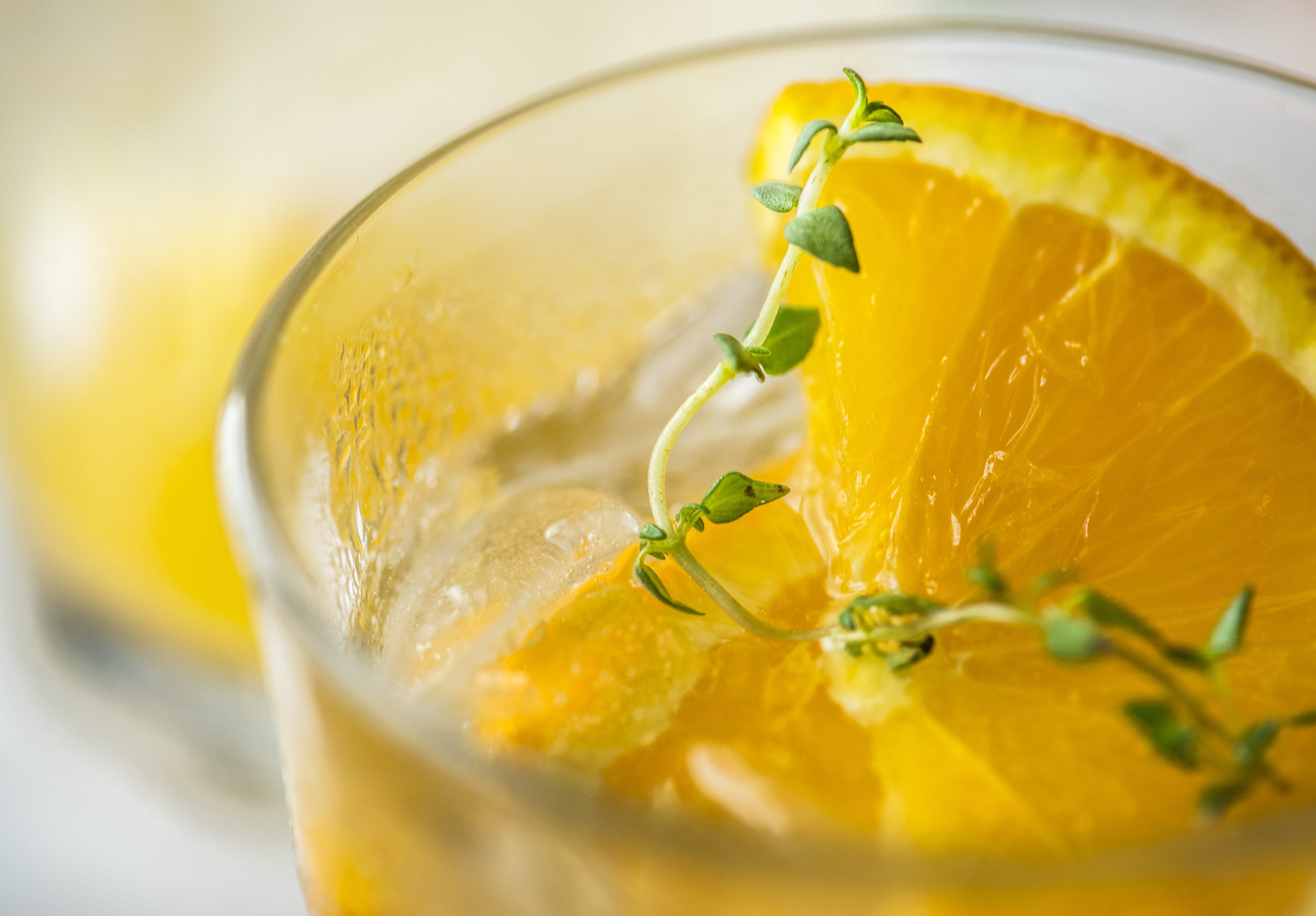 yellow, indoors, detox drink, citrus fruit, beverage, fresh, food photography, detox water, fruit flavored water, drinking, food, garnish, beneficial, fruit, HD Wallpaper