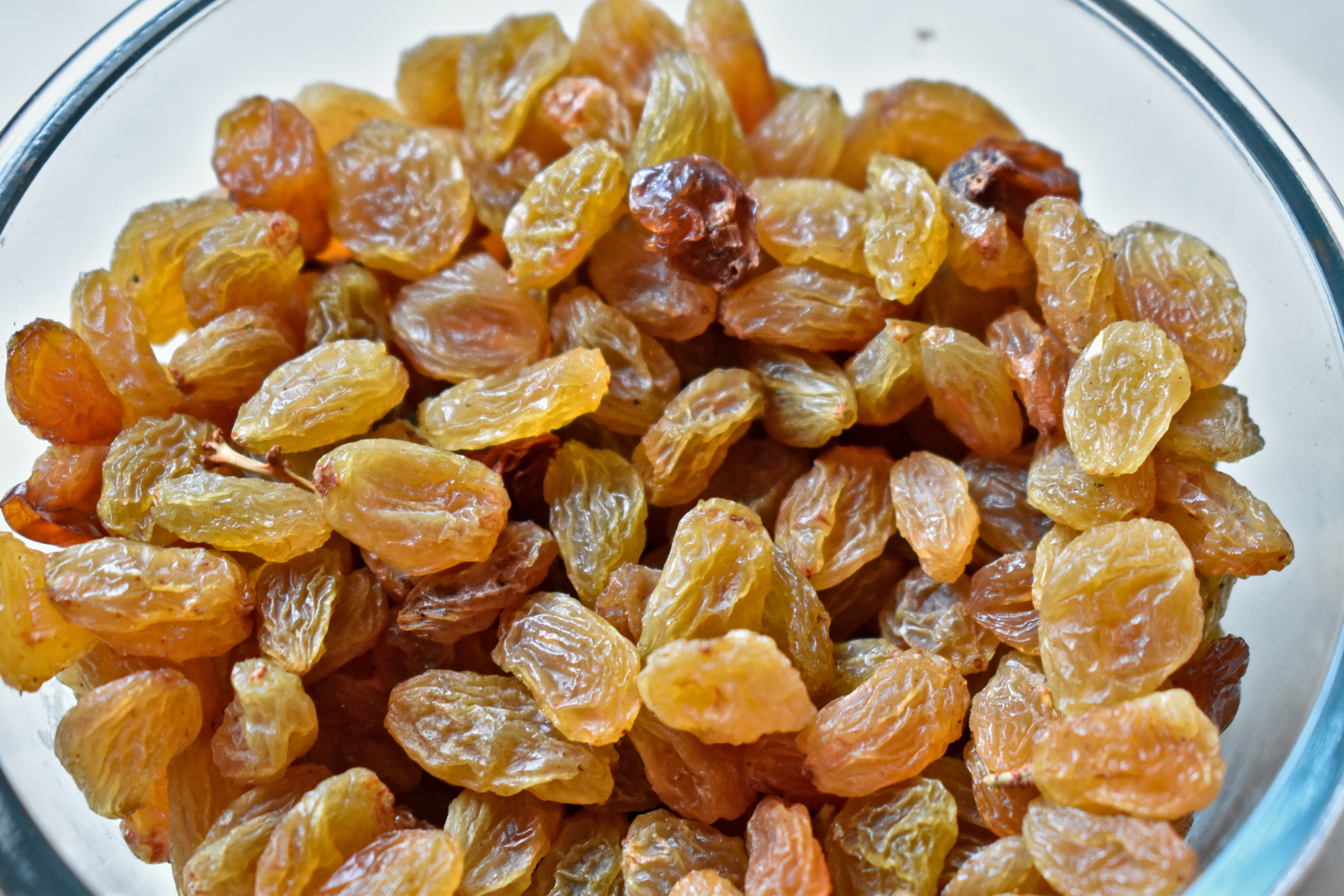 no people, wellbeing, fruit, dried food, dessicated, raisin, food and drink, freshness, high angle view, food, 5K, snack, close-up, bowl, indoors, still life, HD Wallpaper