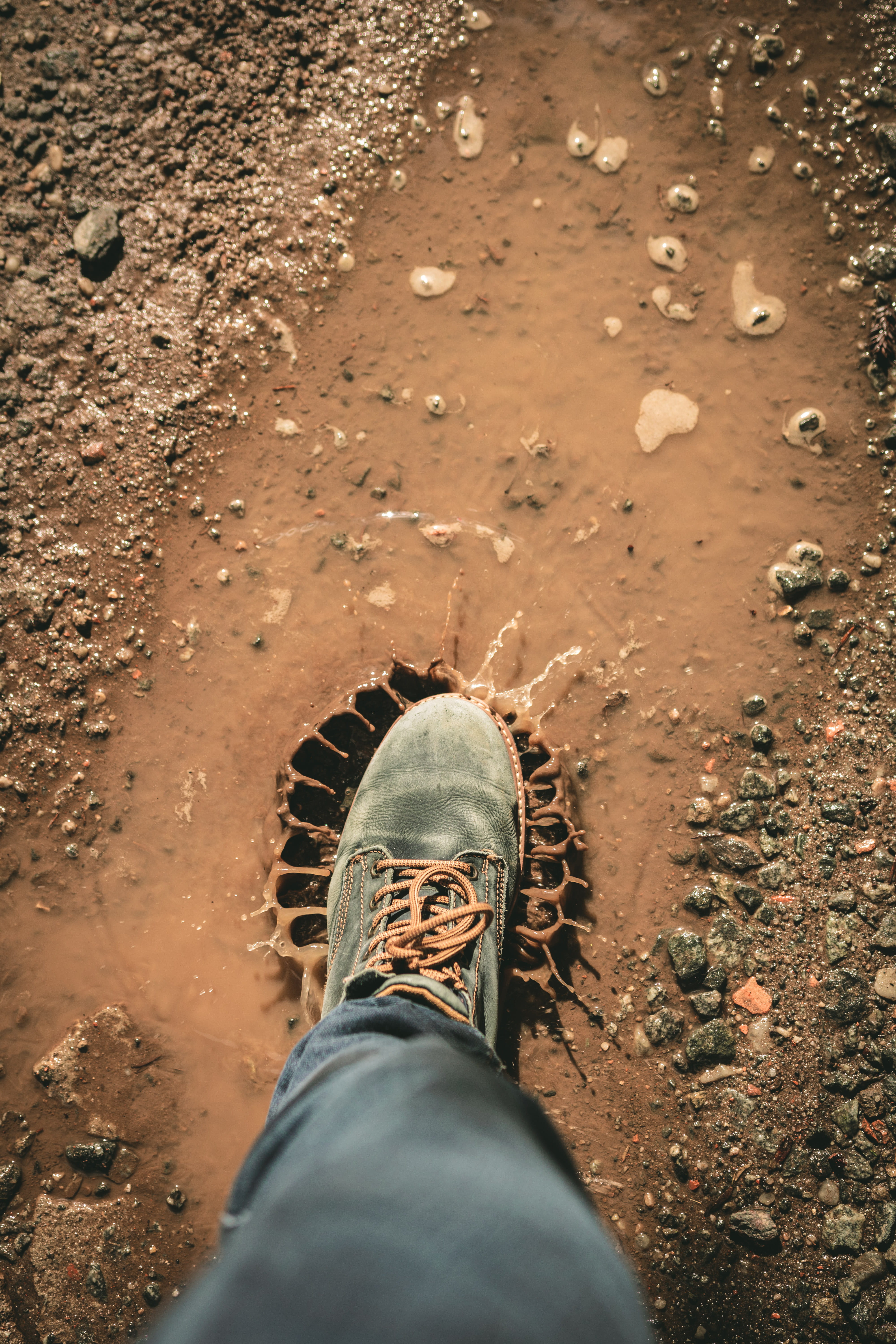 directly above, personal perspective, texture, low section, human foot, human body part, sticky, wearing, land, body part, street, 5K, brown, man, person, Phone HD Wallpaper