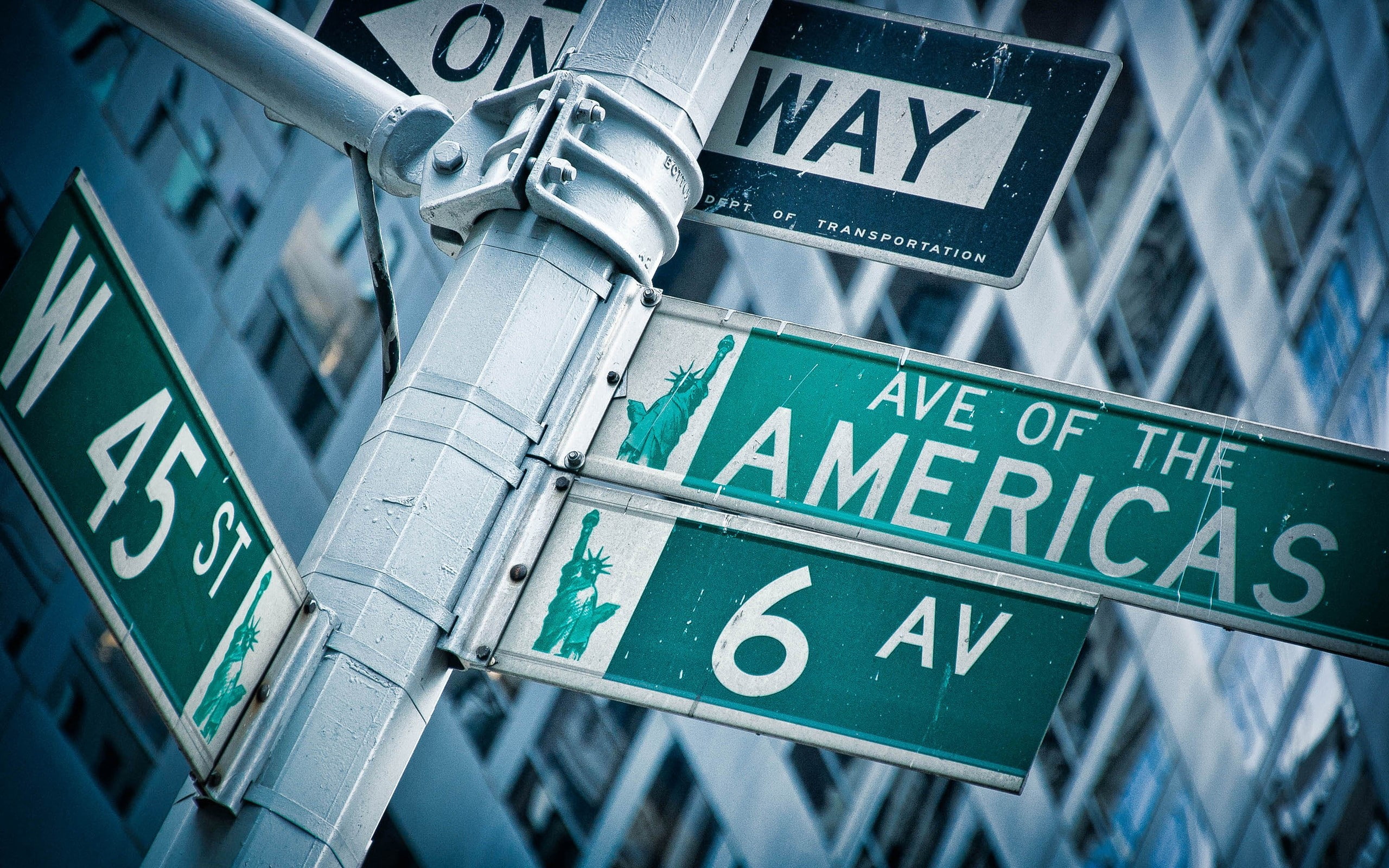 Street, United states of america, guidance, directional sign, low angle view, focus on foreground, symbol, city, Signs, traffic arrow sign, architecture, HD Wallpaper