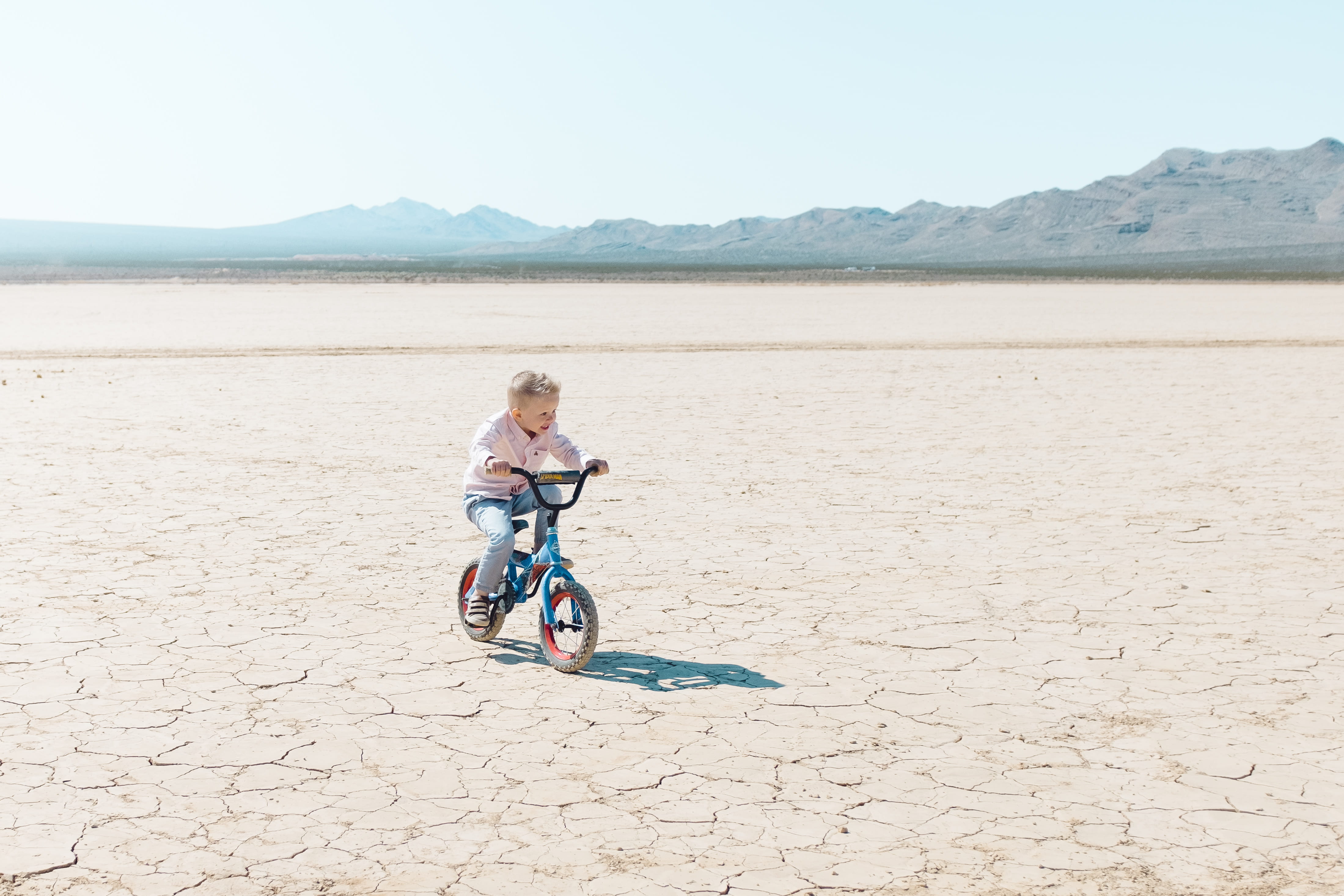 nature, dry lake bed, soil, full length, sport, dry, biker kid, 4K, bicycle, land, scenics - nature, outdoors, machine, arid climate, sky, ground, climate, HD Wallpaper