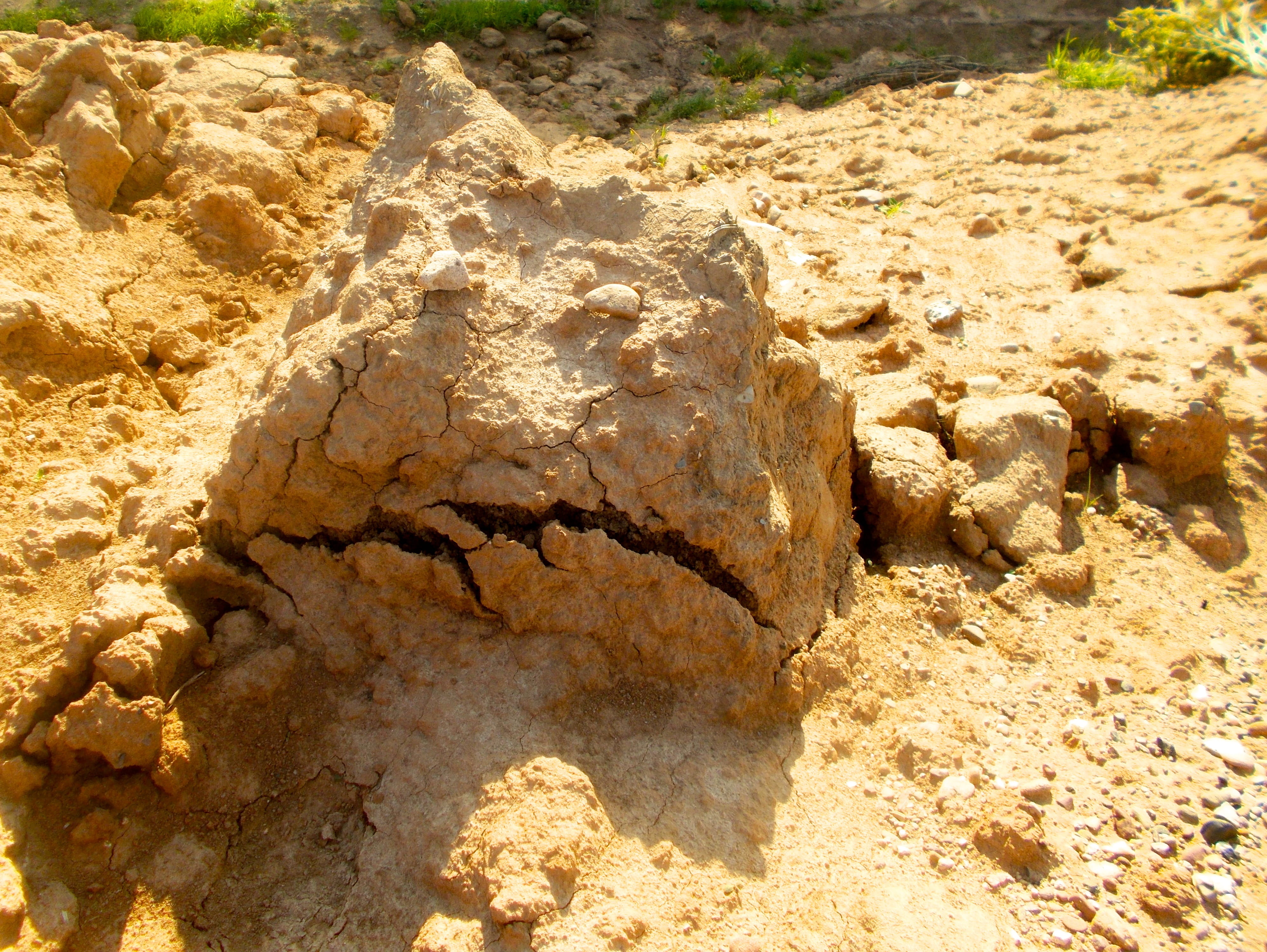 arid climate, in the, stone monster, rock, textured, non-urban scene, rock formation, outdoors, formation, climate, high angle view, day, physical geography, HD Wallpaper