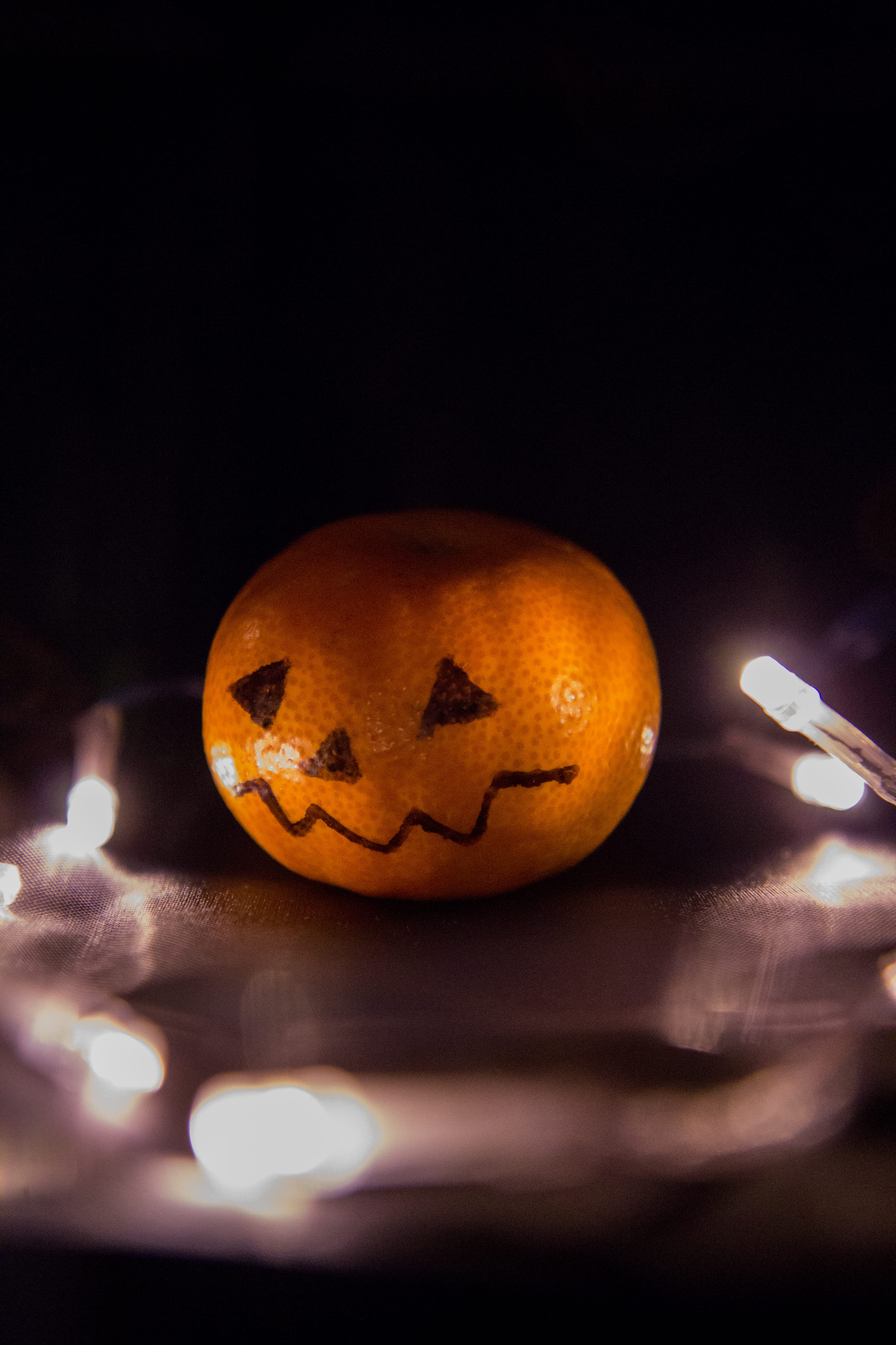 funny, celebration, jack o lantern, face, art, orange, halloween, blur, creativity, indoors, fear, lights, christmas decoration, still life, anthropomorphic, Phone HD Wallpaper
