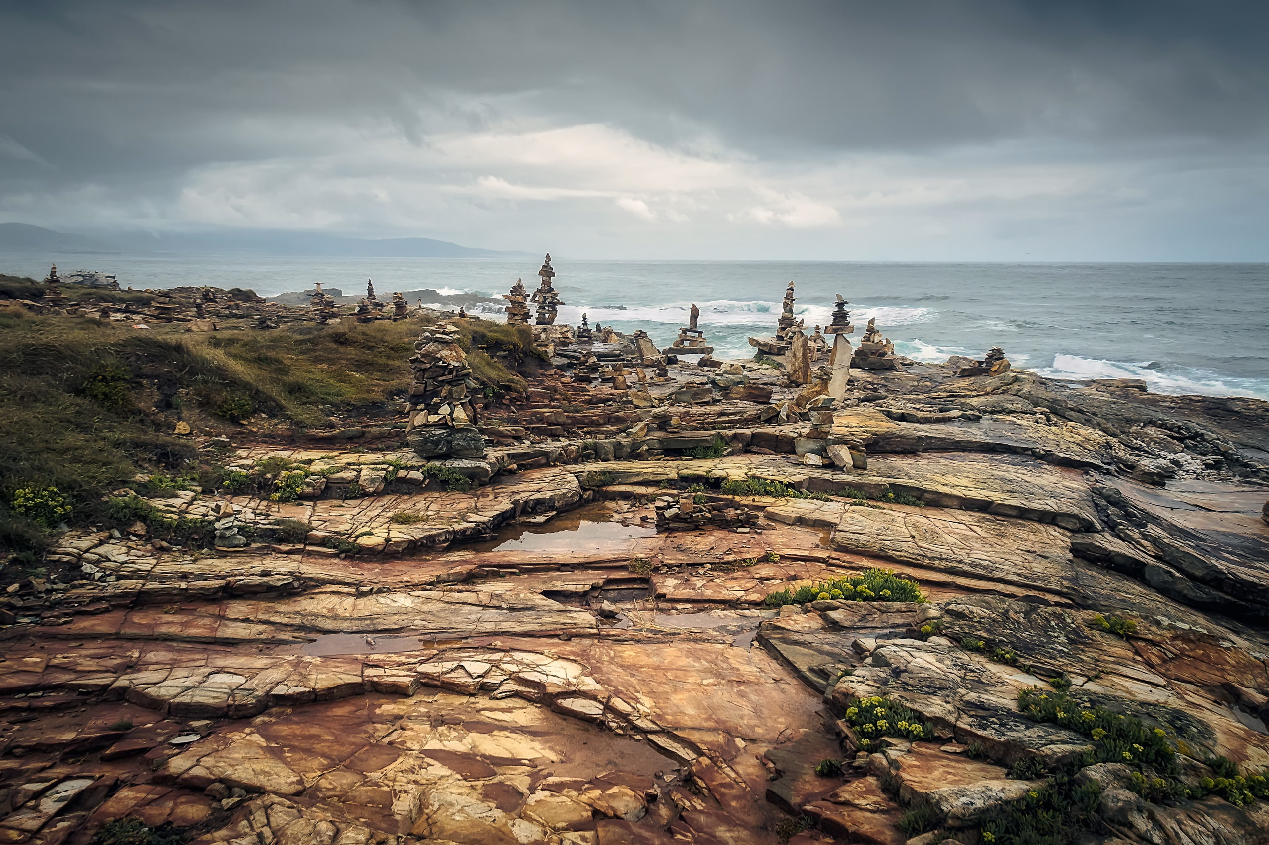 tranquil scene, beauty in nature, tranquility, cloud - sky, 2K, wood, driftwood, day, land, wood - material, landscape, no people, scenics - nature, nature, HD Wallpaper