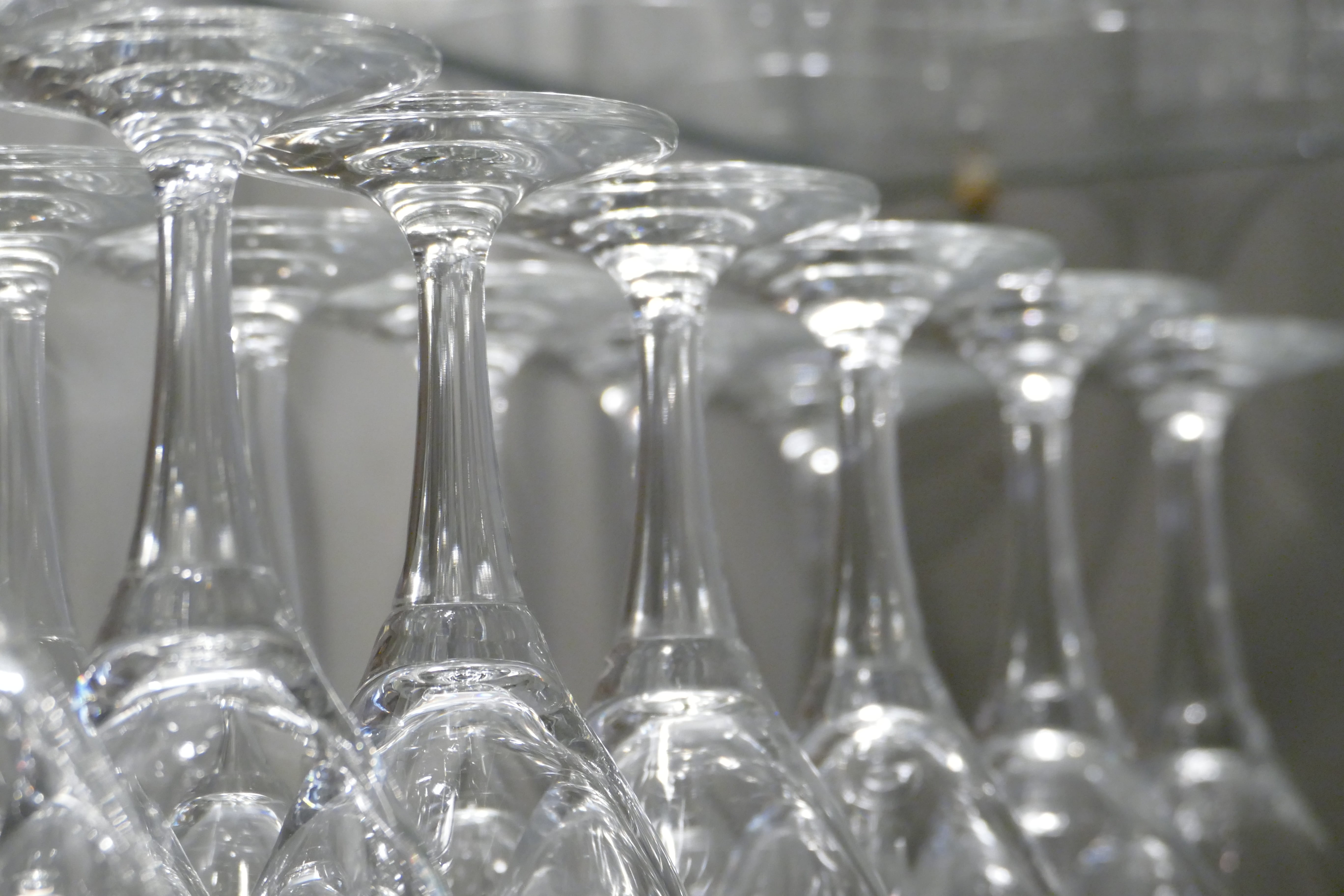 order, empty, indoors, silver colored, Transparent, carbonic acid, abundance, arrangement, glass - material, bottle, 5K, repetition, group of objects, HD Wallpaper