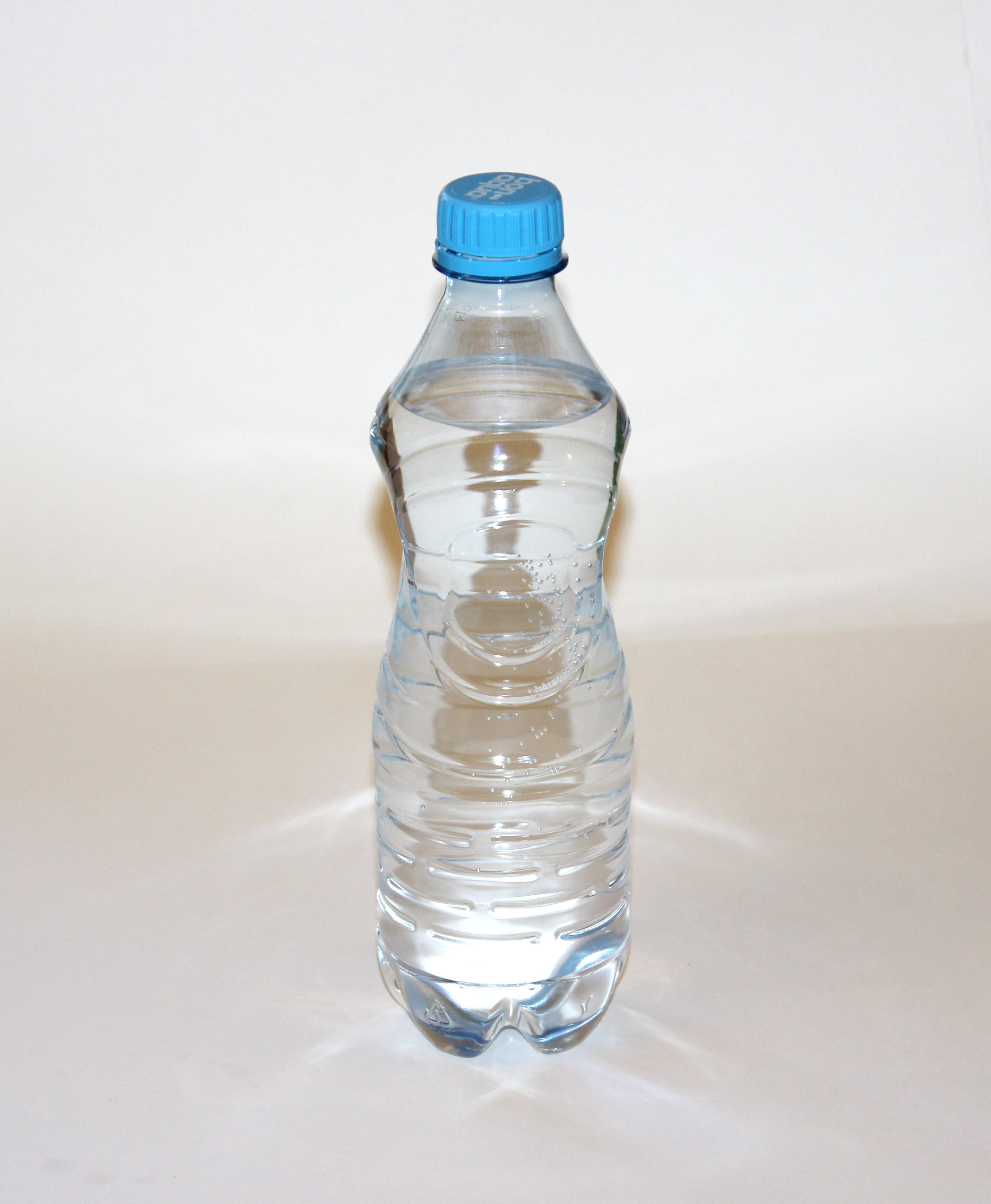 indoors, studio shot, purity, bottle, white background, transparent, single object, water, glass - material, purified water, empty, no people, mineral, Phone HD Wallpaper