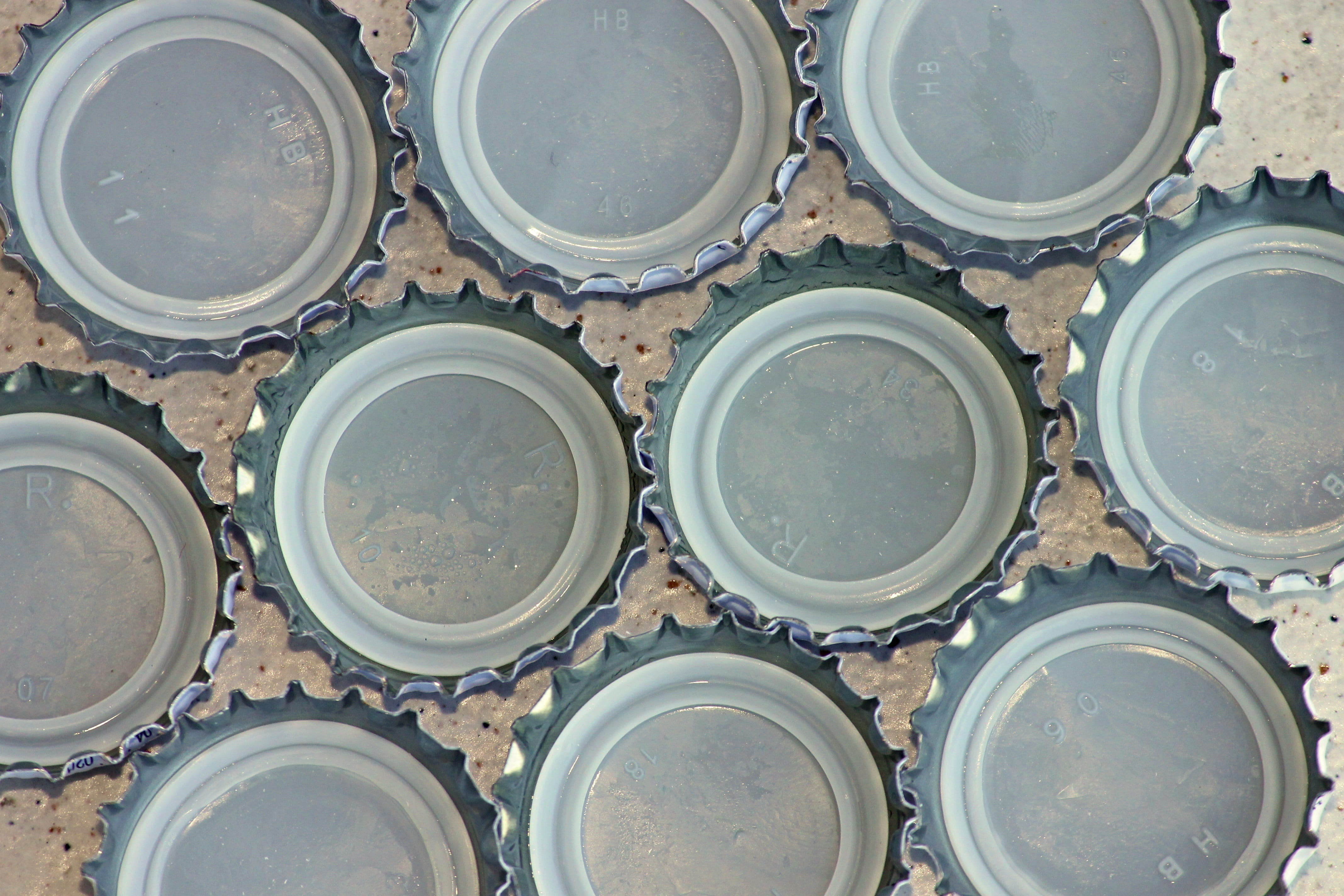 still life, choice, metal, design, circle, plastic, reusable bottles, aluminium, sheet metal piece, sheet, reusable, closure, container, crown shaped, about, HD Wallpaper