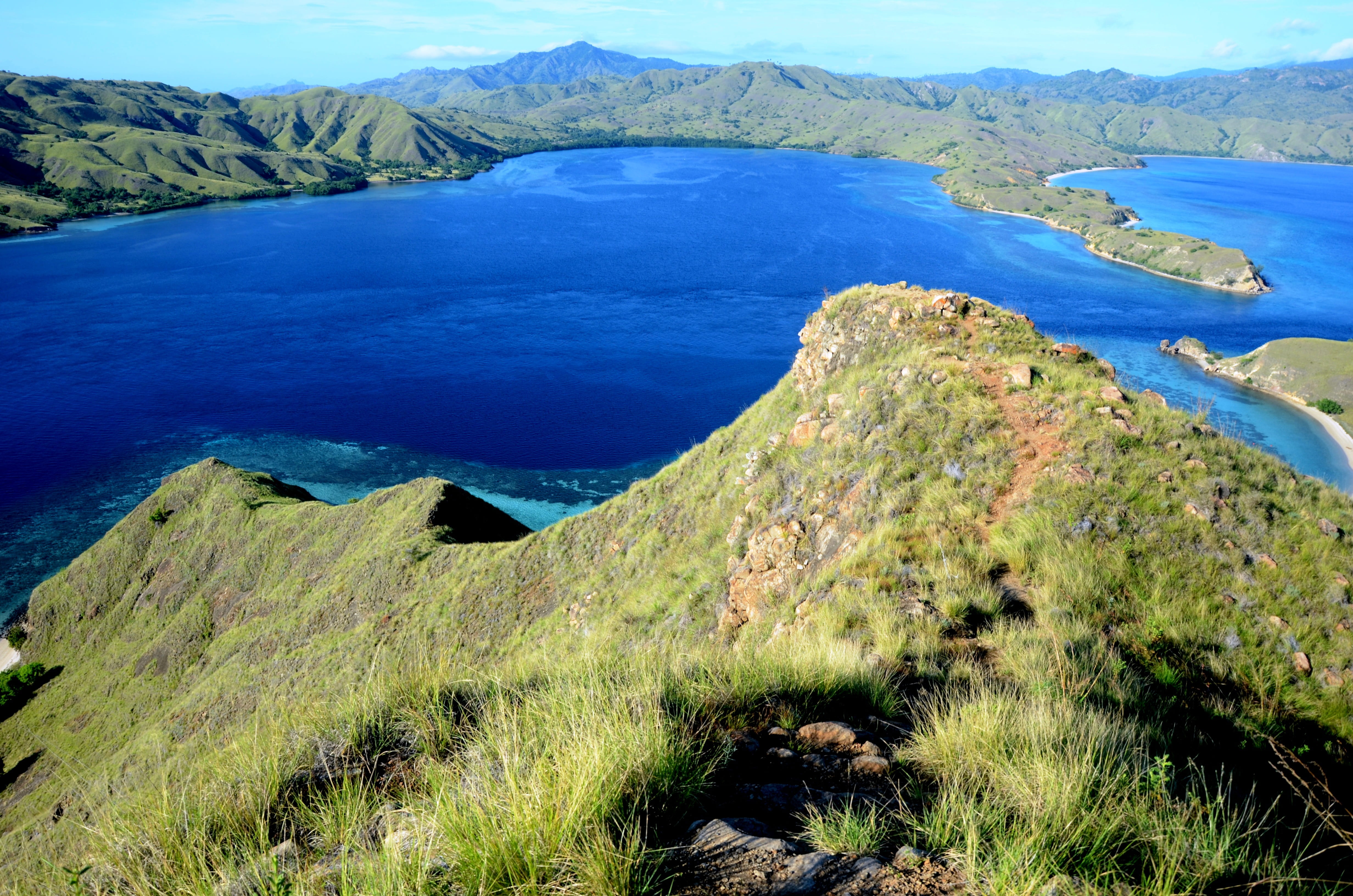4K, environment, view, nature, Island, dragon, formation, no people, green color, idyllic, Park, Komodo, mountains, non-urban scene, scenics - nature, HD Wallpaper