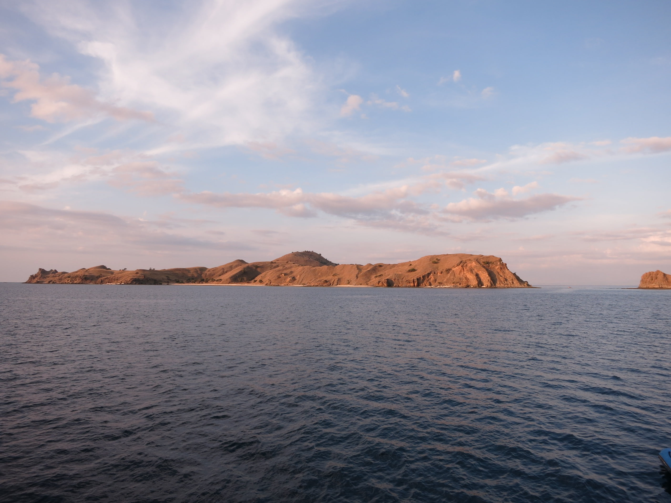 cloud - sky, no people, day, land, water, sunset, asia, tranquility, rinca, arid climate, mediterranean Sea, scenics - nature, 2K, national, indonesia, HD Wallpaper