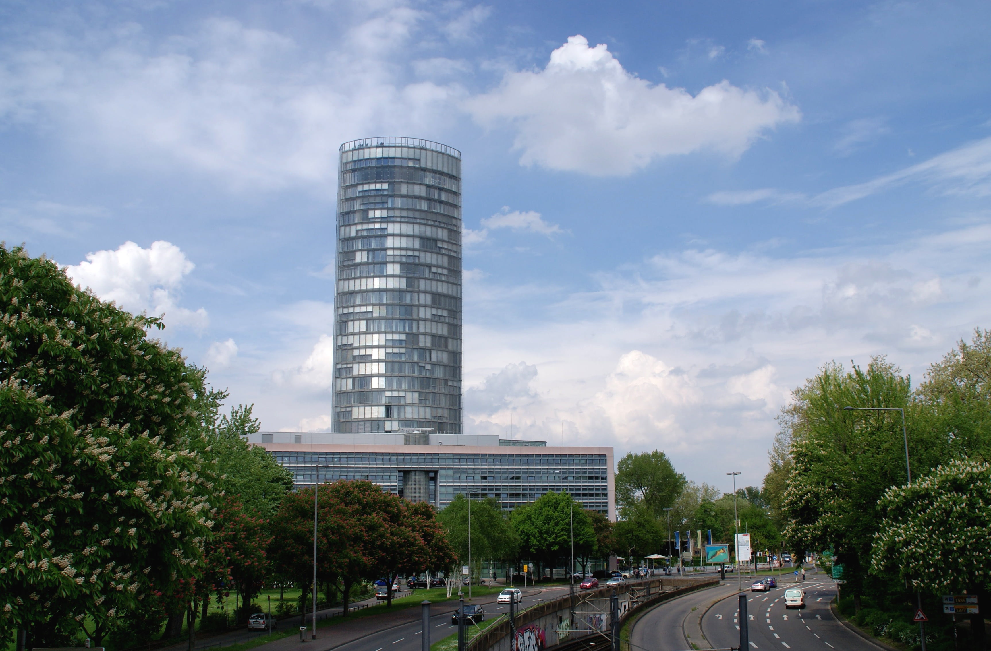 overview, day, view, skyscraper, district, street, nature, modern, tower, cologne, tree, streets, road, built structure, office building exterior, car, HD Wallpaper