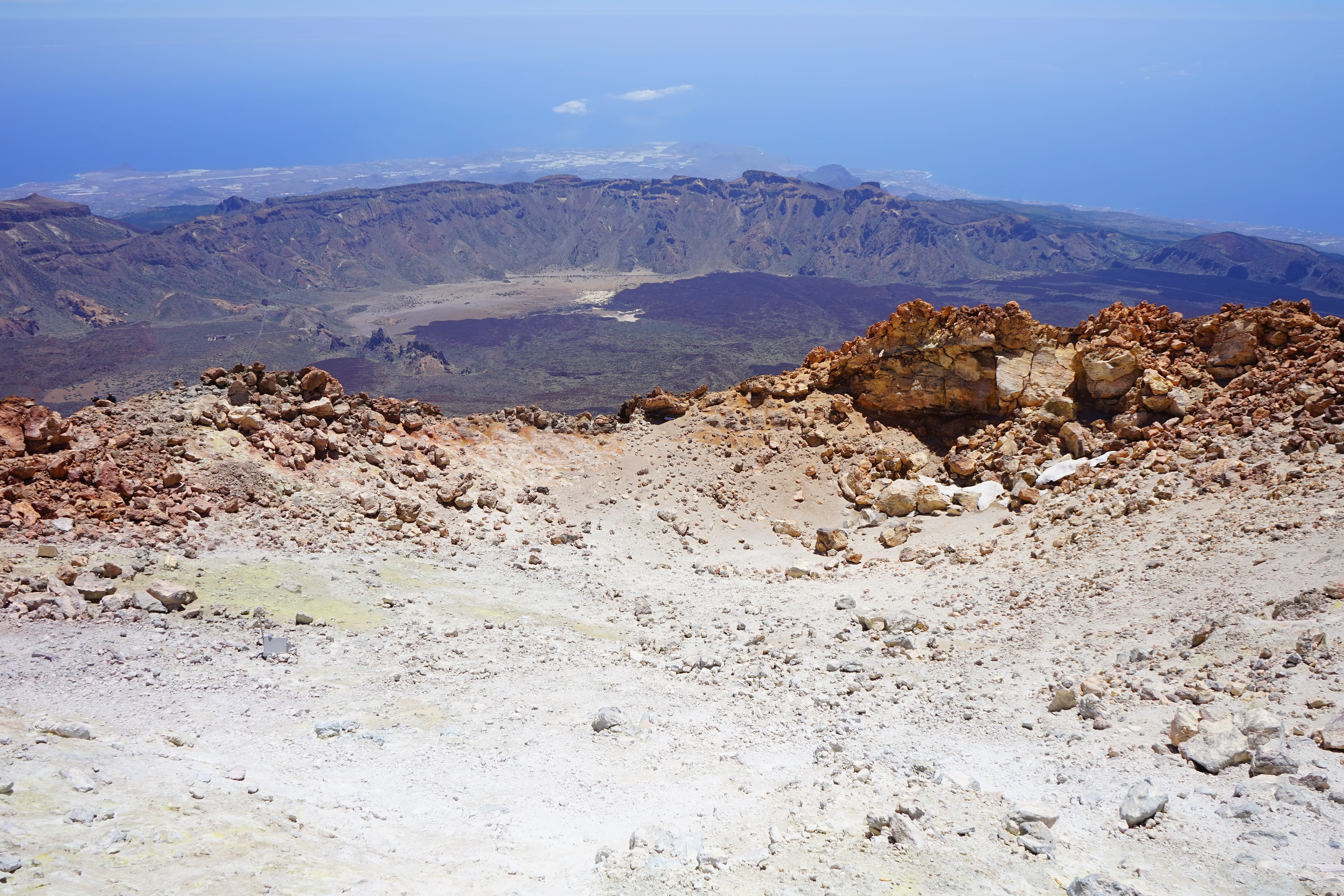 teide, canary islands, caldera, beauty in nature, pico del teide, 5K, volcanic crater, distant view, travel, climate, non-urban scene, geology, lava, volcano, HD Wallpaper