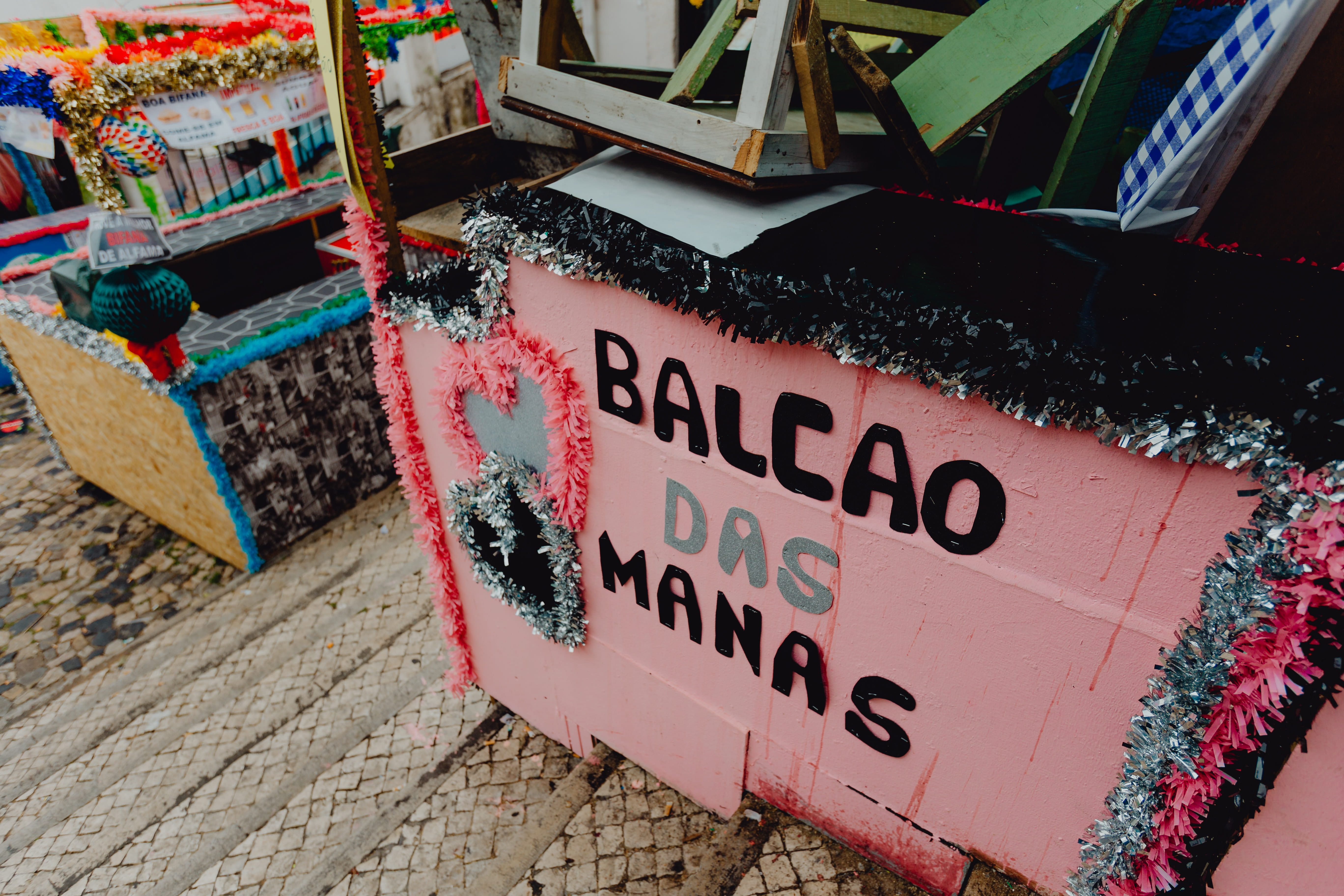 5K, container, streets, colorful, communication, celebration, sign, decorations, feast, western script, garland, travel, Saint Anthony, text, nature, santo antonio, HD Wallpaper