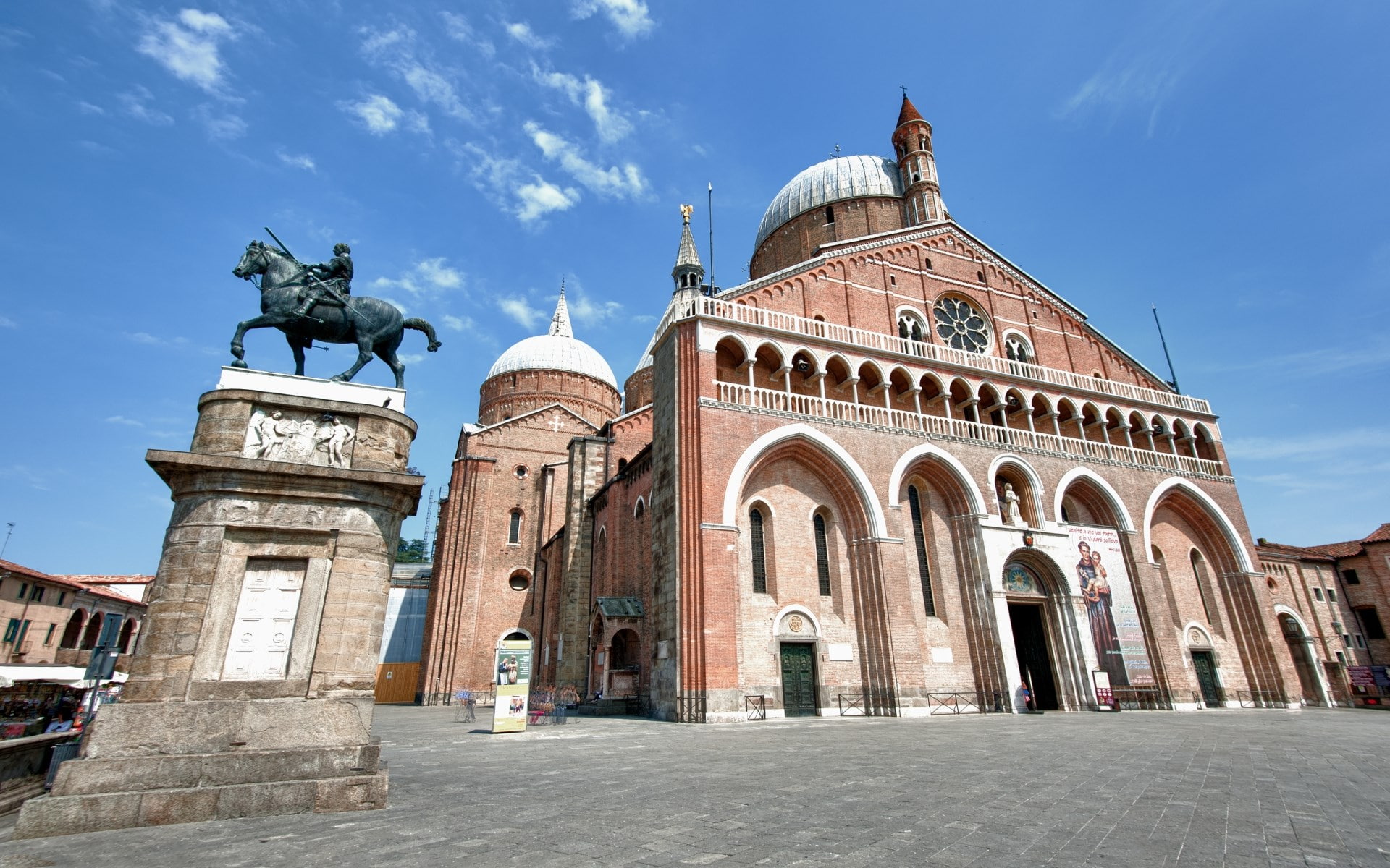 travel, sculpture, monument, building exterior, outdoors, built structure, city, dome, basilica of saint anthony of padua, sky, incidental people, cloud - sky, HD Wallpaper