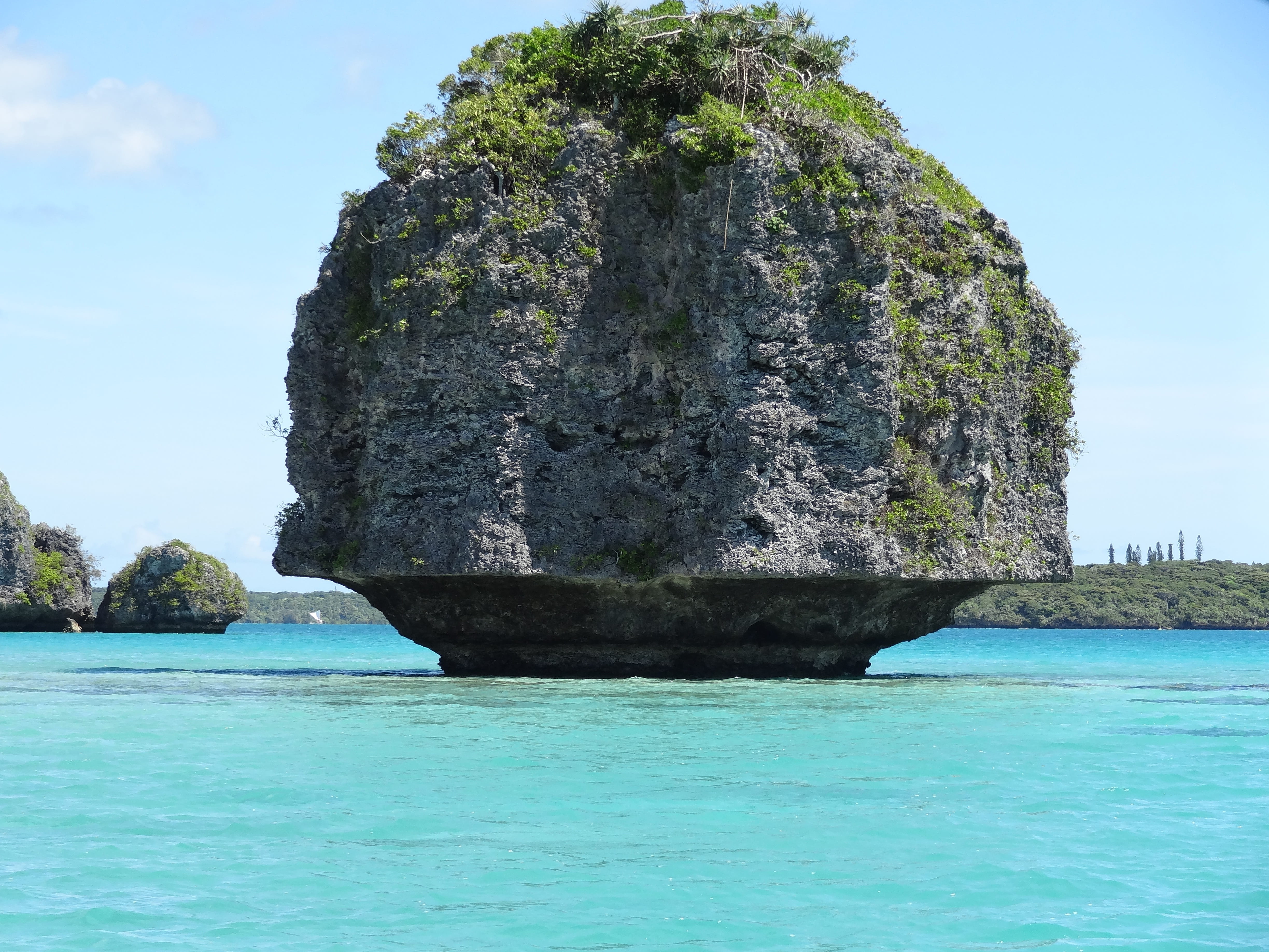 sea, new caledonia, solid, plant, beauty in nature, rock, sky, day, pierre, land, 4K, blue, no people, stack rock, nature, turquoise colored, island, lagoon, HD Wallpaper