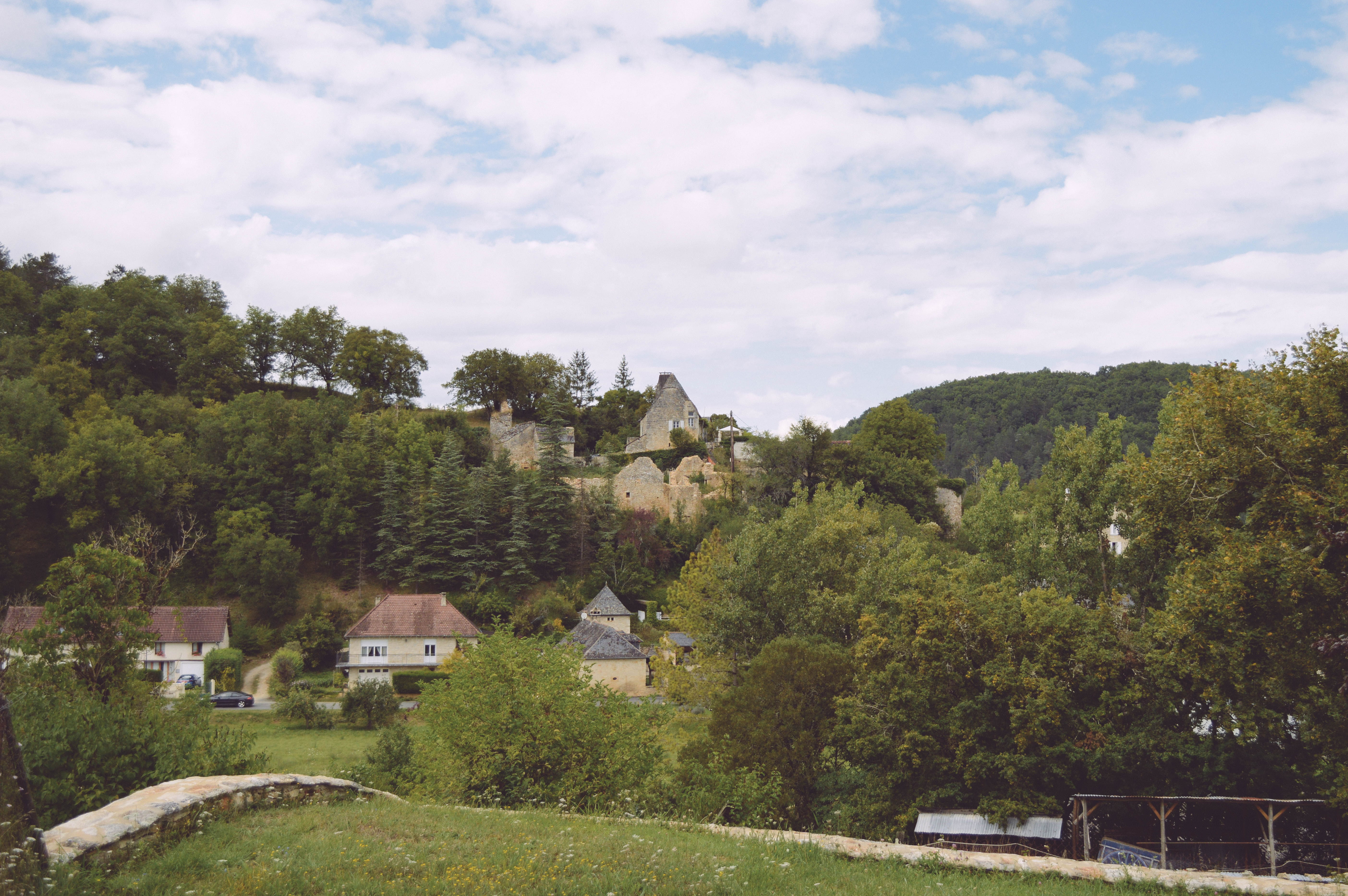 houses, countryside, terrain, sky, building exterior, building, scenics - nature, green color, green, cloud - sky, tree, villages de france, outdoors, nature, HD Wallpaper