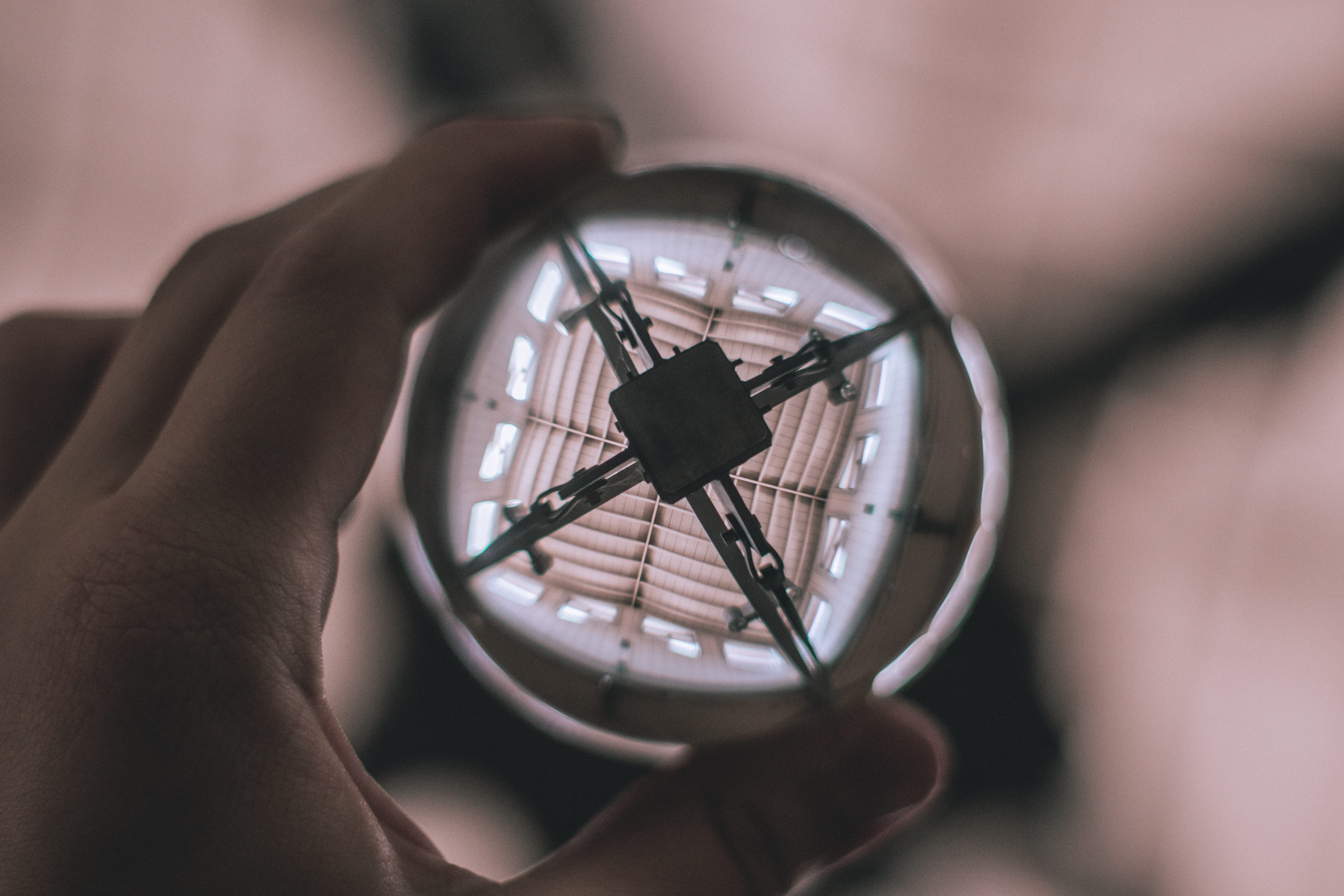 5K, Lensball, selective, color, focus on foreground, low angle shot, human finger, hand, water, finger, men, mature adult, human body part, selective focus, HD Wallpaper