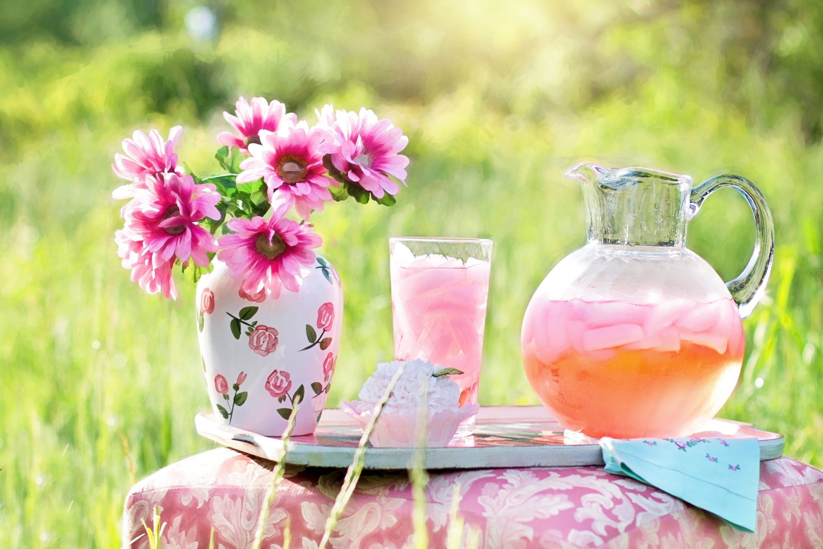 flower head, refreshment, container, no people, clear, pink, 2K, freshness, cold, drinking glass, plant, thirsty, food and drink, pink color, summer, outdoors, HD Wallpaper